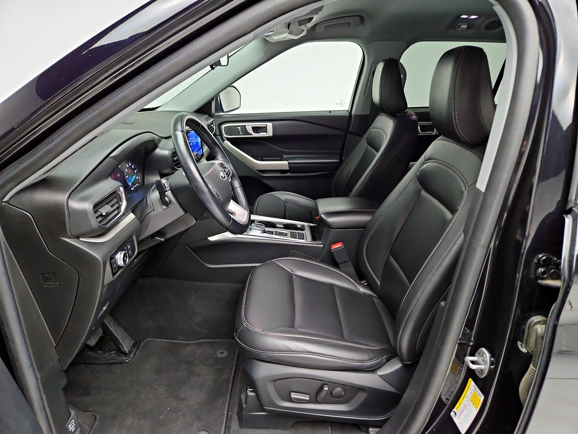 Thumbnail: 2022 Ford Explorer - 11