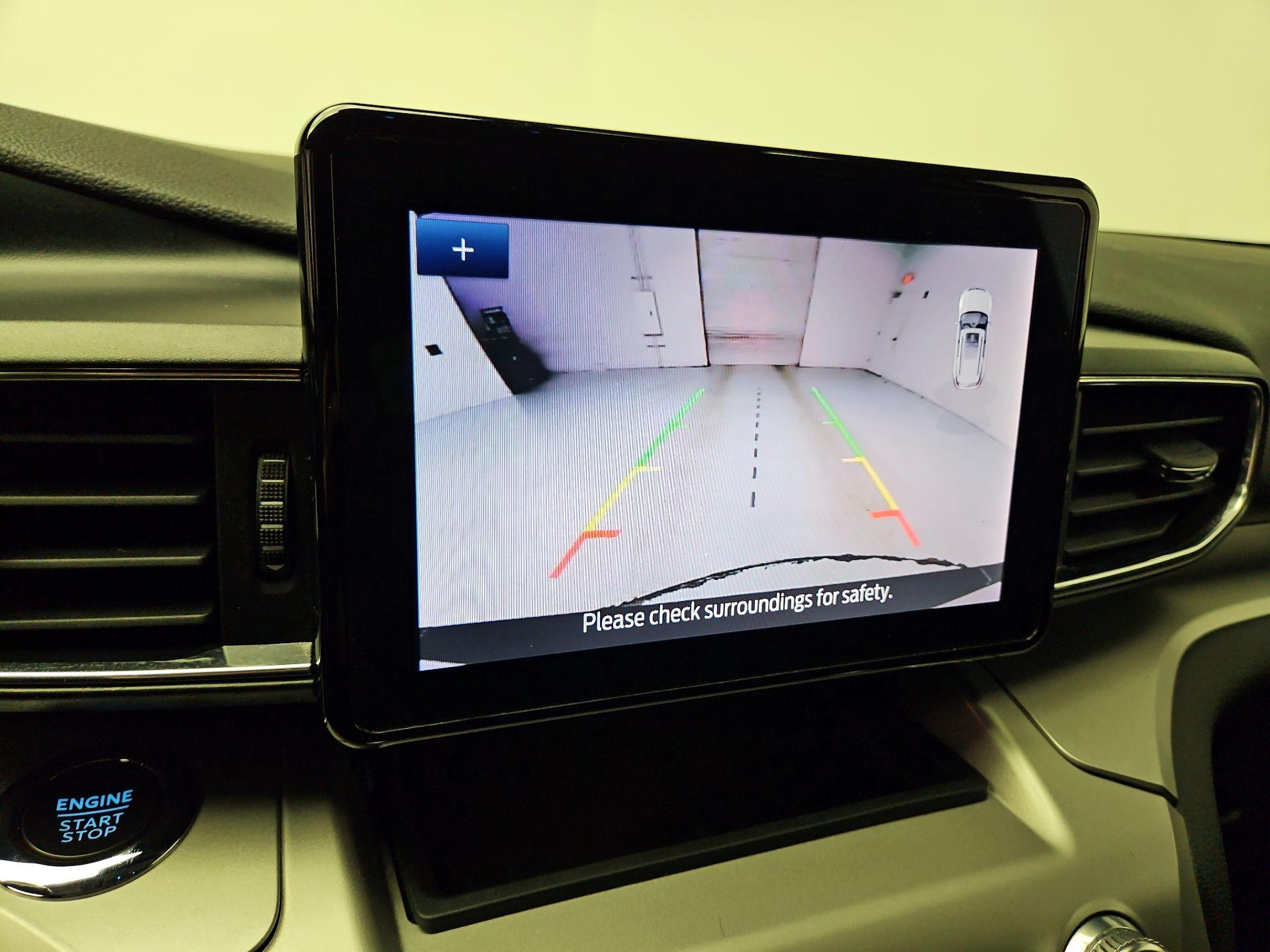 Thumbnail: 2022 Ford Explorer - 15