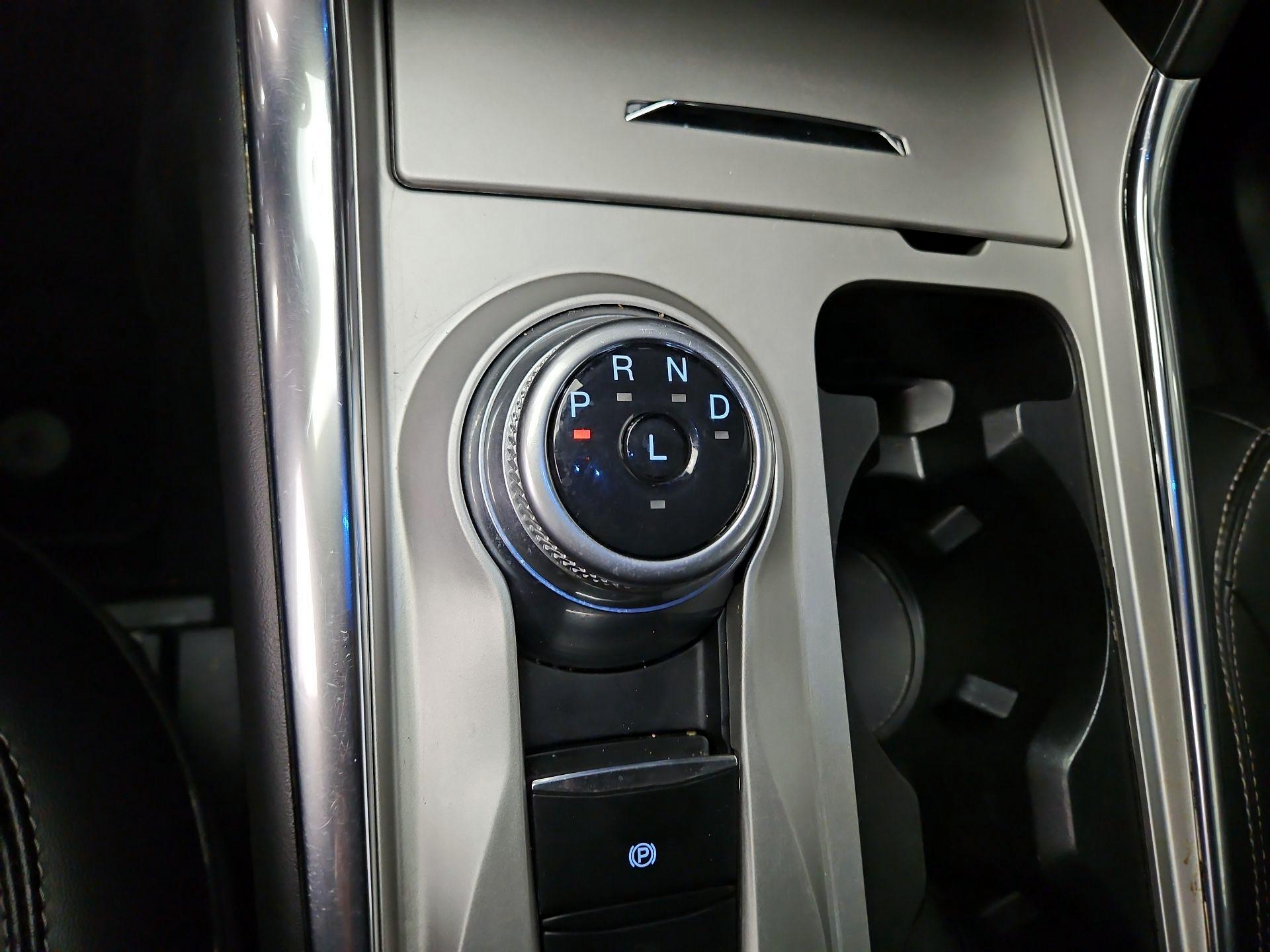 Thumbnail: 2022 Ford Explorer - 18