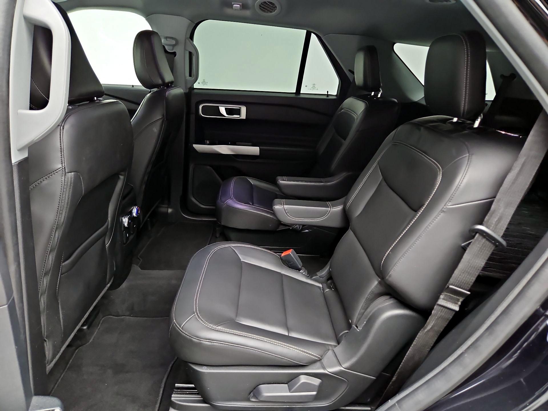 Thumbnail: 2022 Ford Explorer - 20