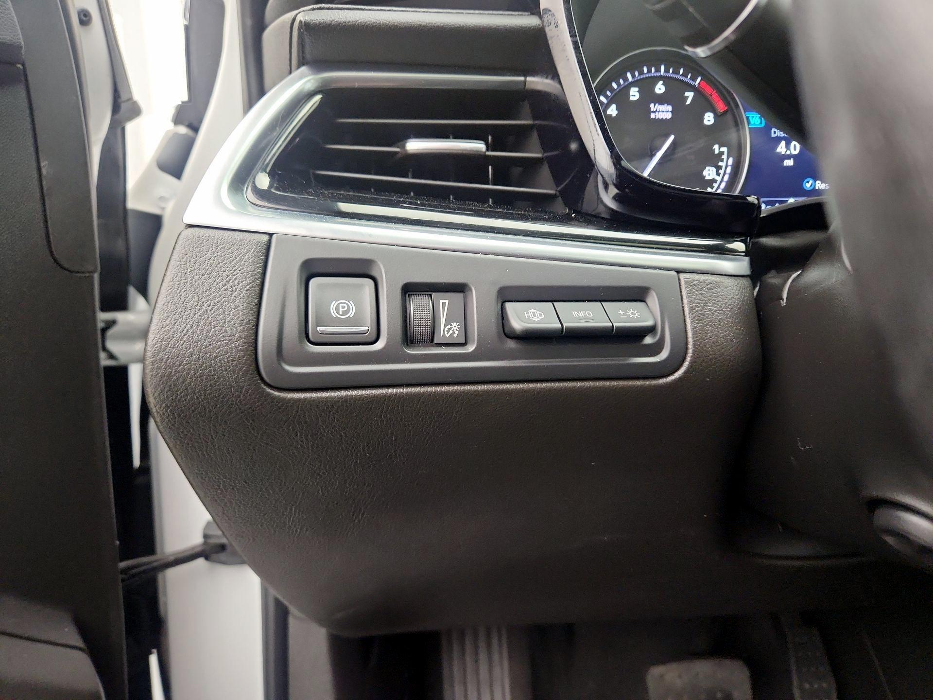 Thumbnail: 2022 Cadillac XT6 - 13