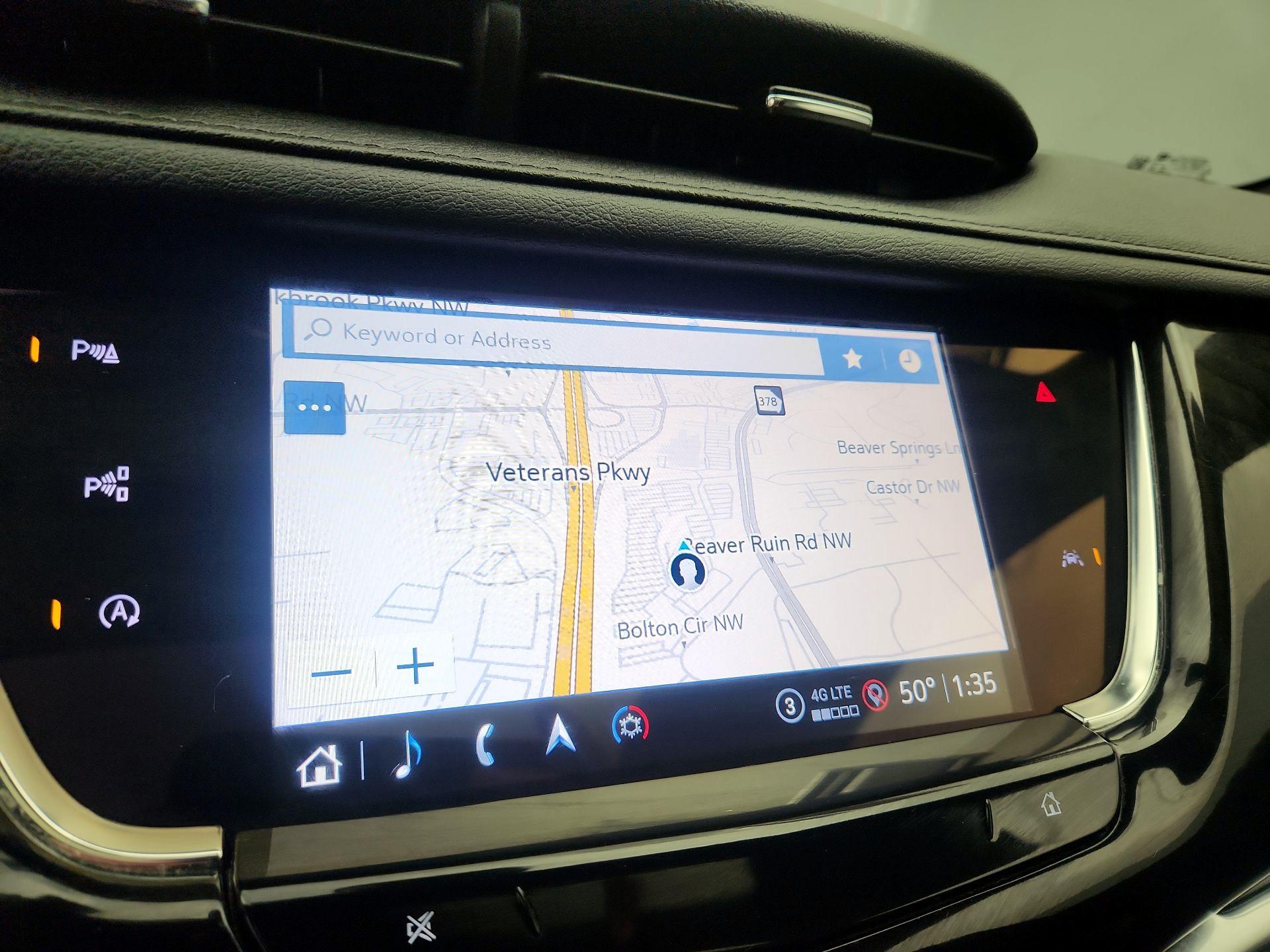 Thumbnail: 2022 Cadillac XT6 - 14