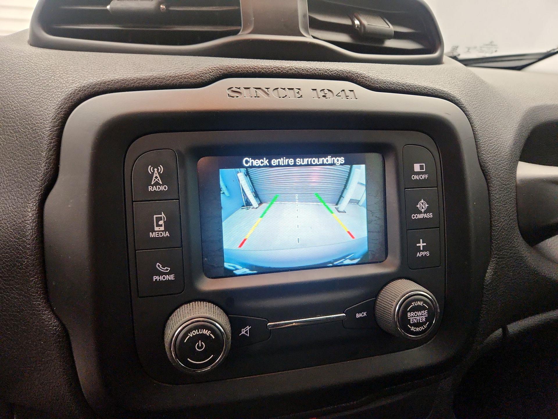 Thumbnail: 2017 Jeep Renegade - 14