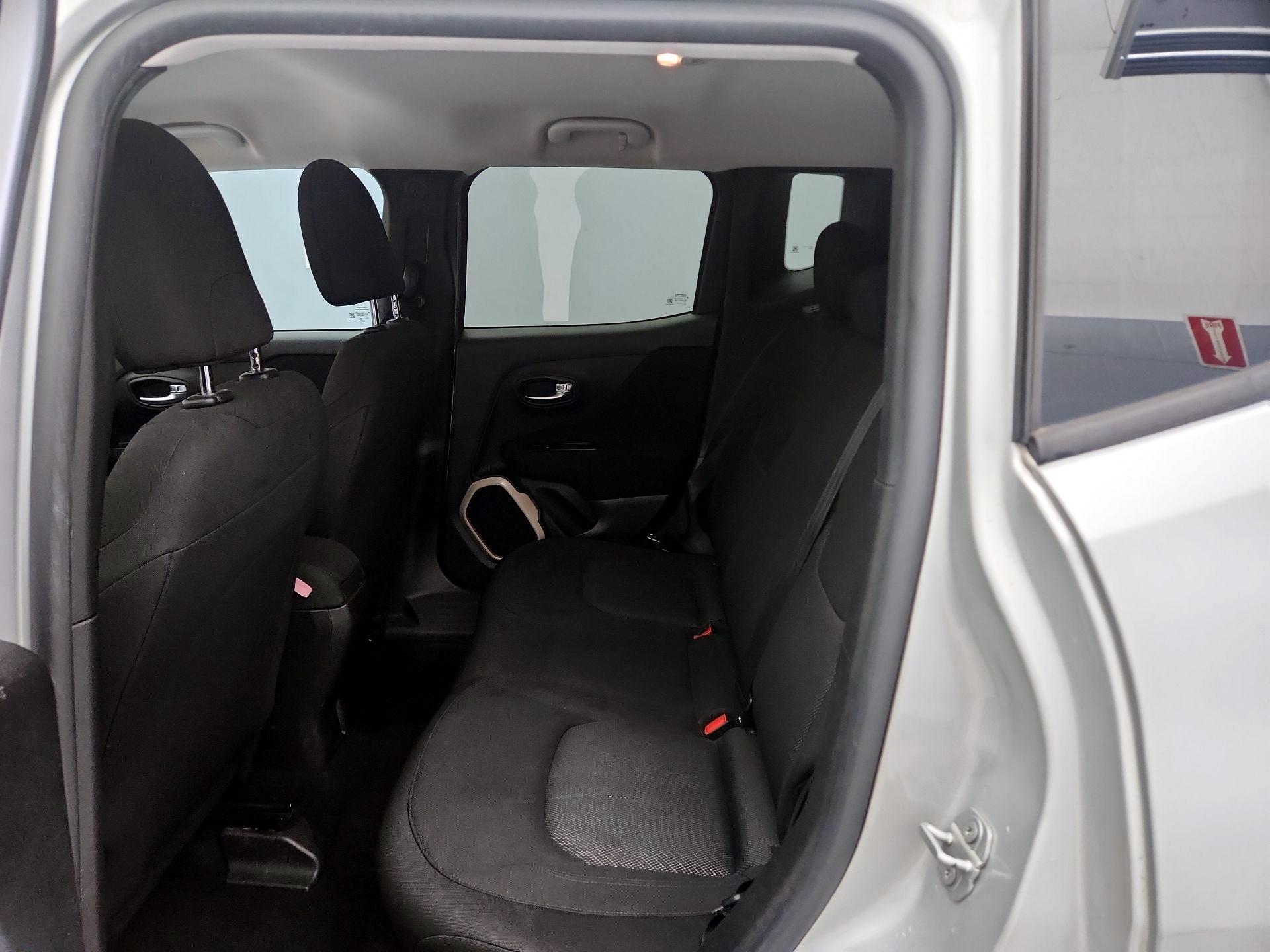 Thumbnail: 2017 Jeep Renegade - 19