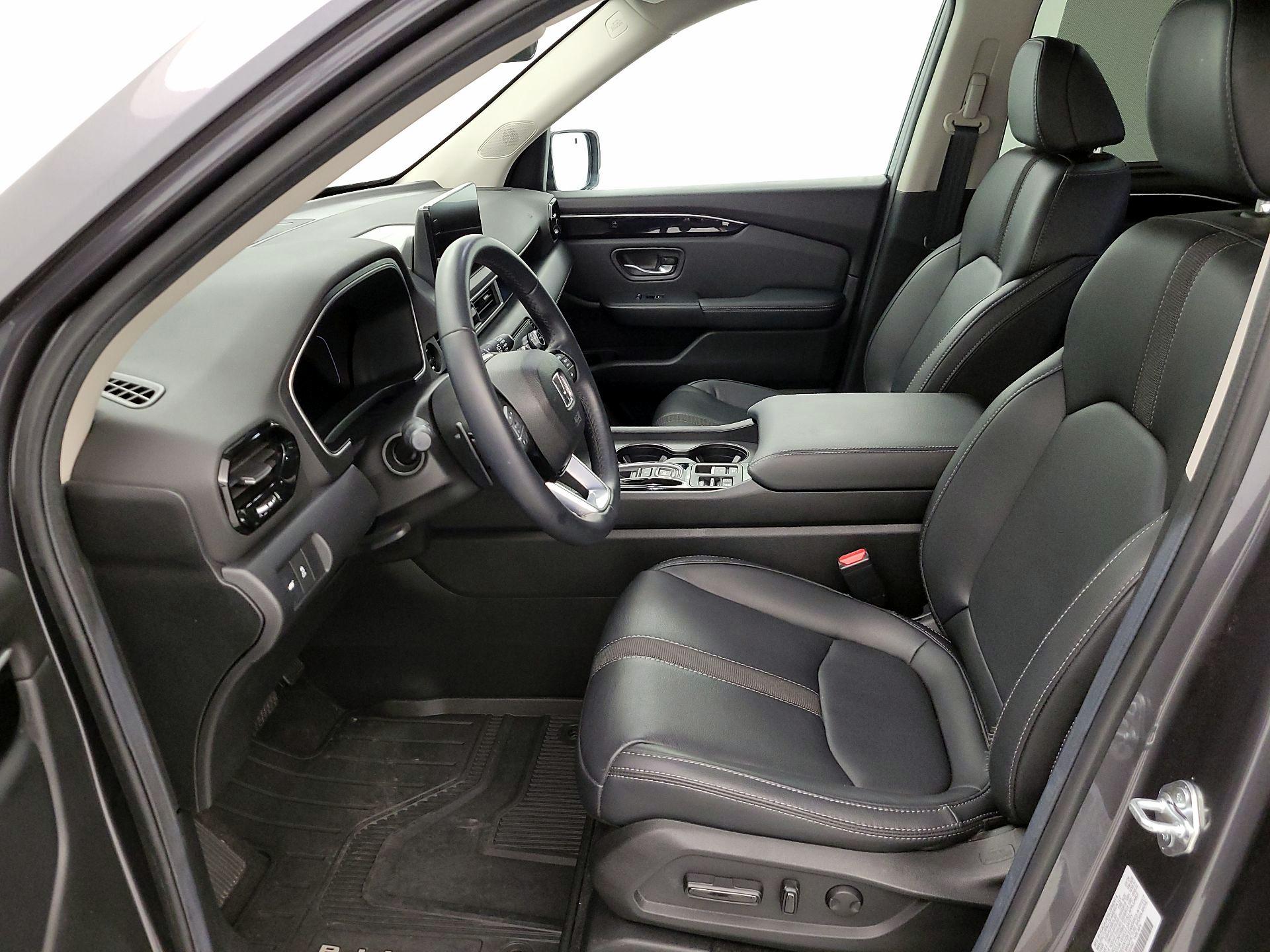 Thumbnail: 2025 Honda Pilot - 11