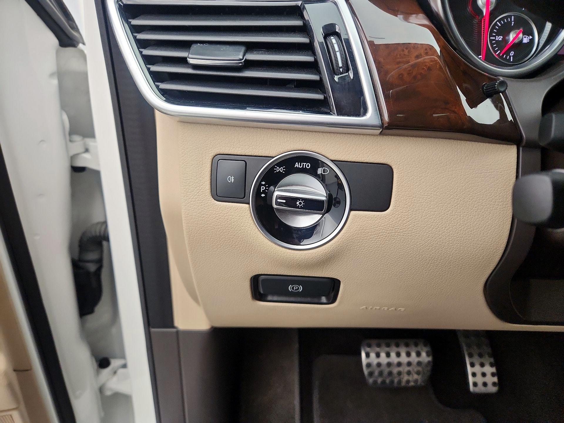 Thumbnail: 2019 Mercedes-Benz GLE - 13