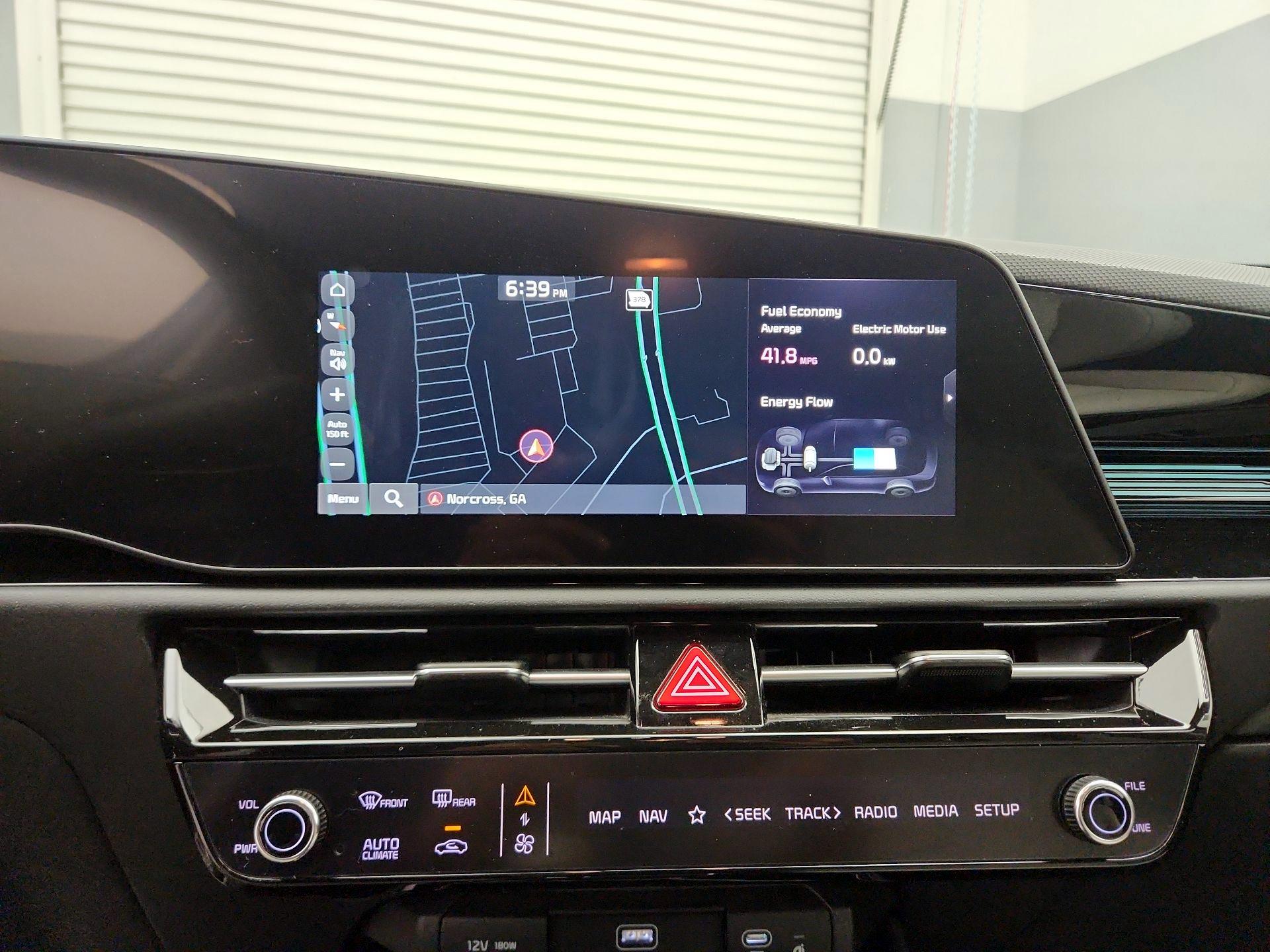 Thumbnail: 2024 Kia Niro - 14