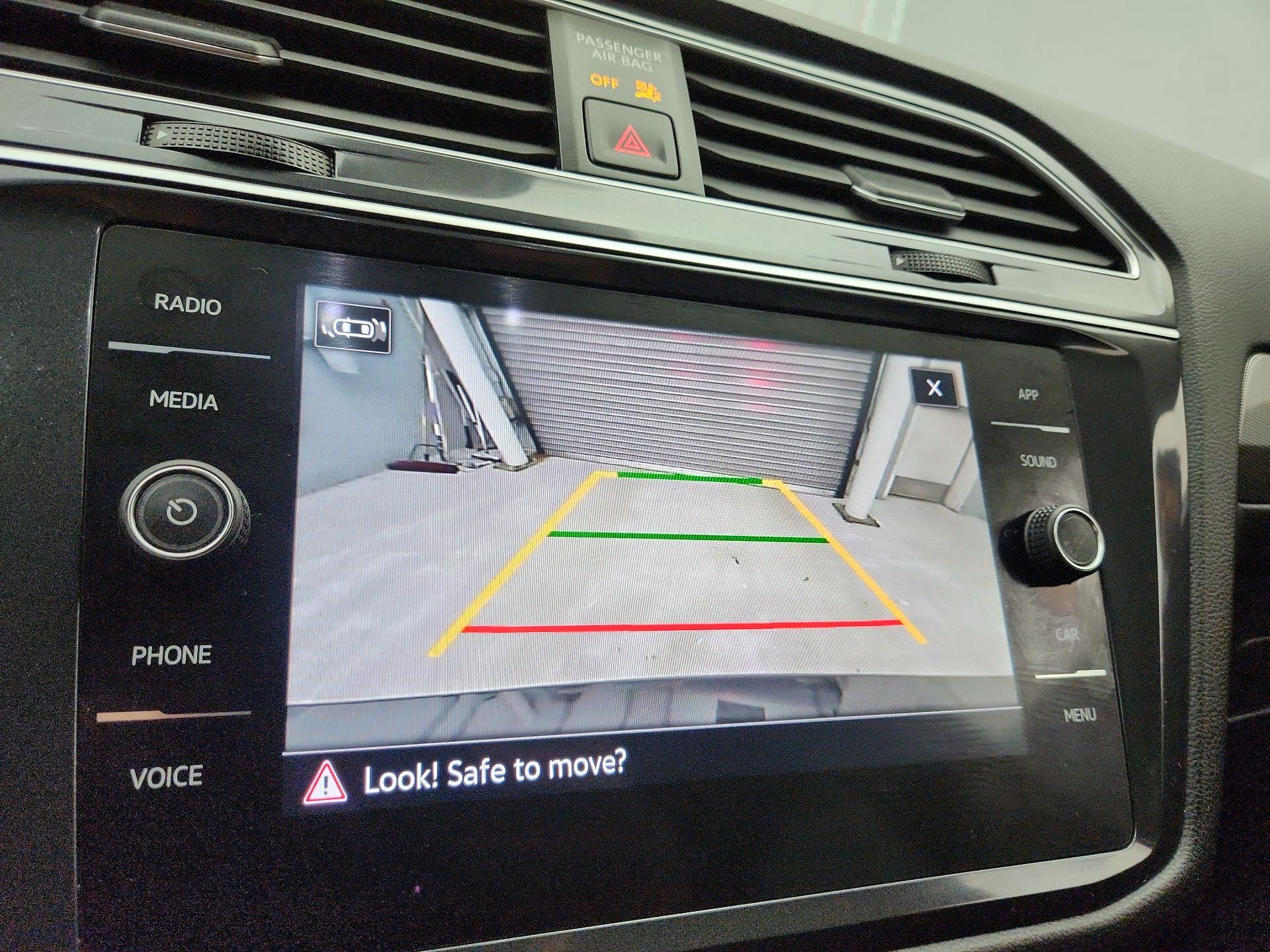 Thumbnail: 2024 Volkswagen Tiguan - 14