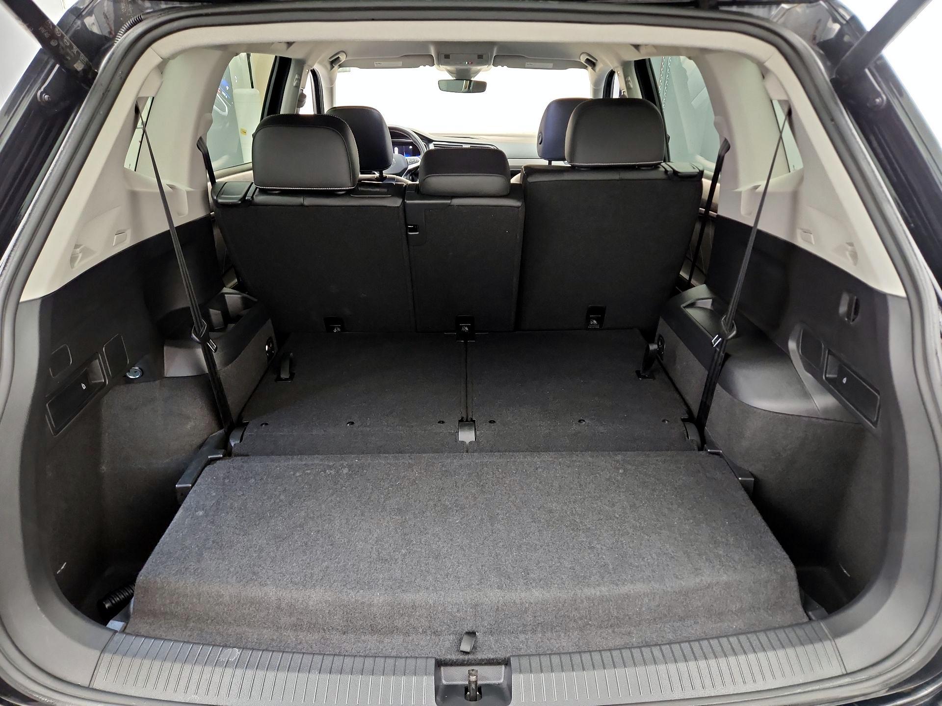 Thumbnail: 2024 Volkswagen Tiguan - 20