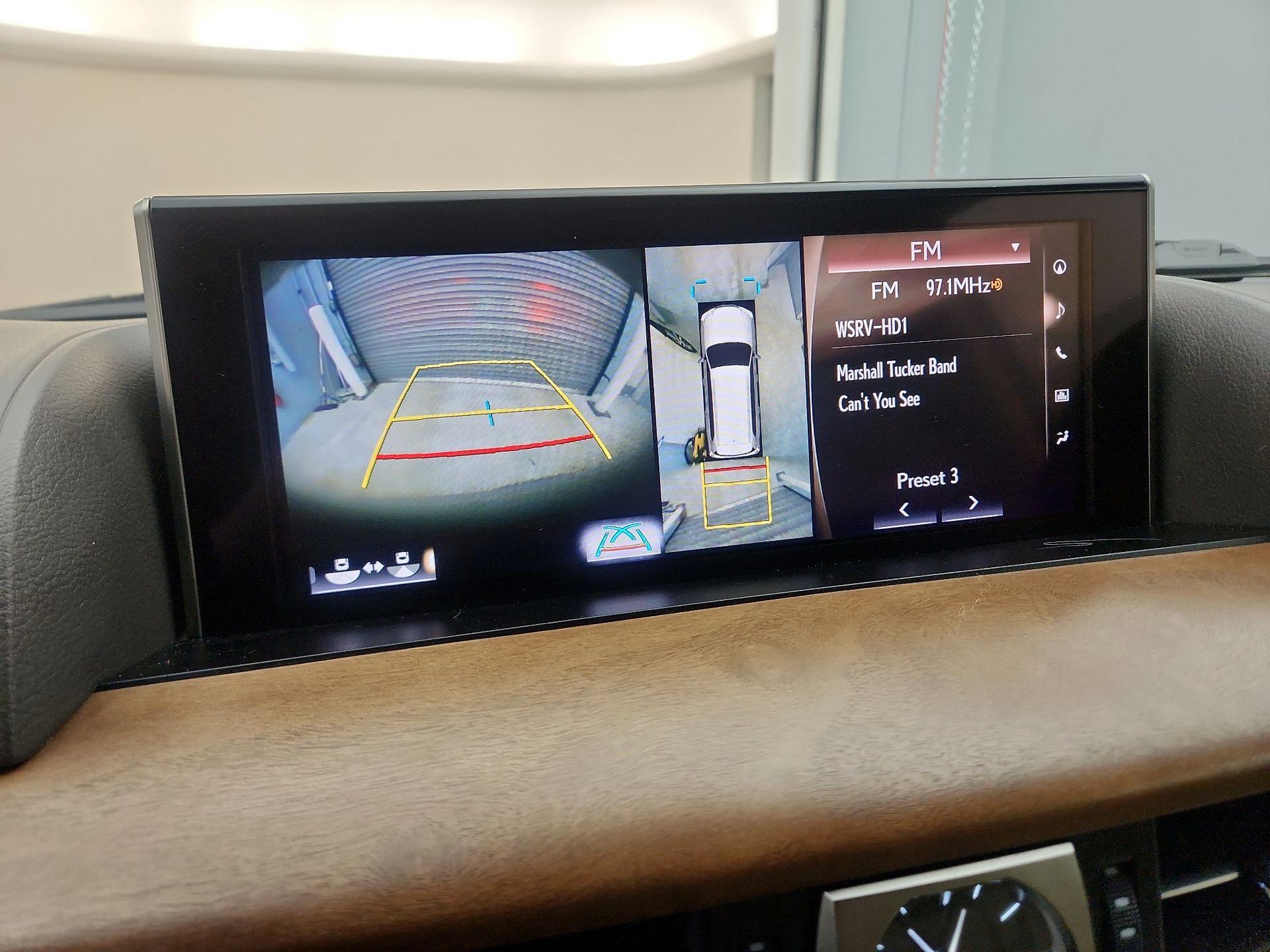 Thumbnail: 2019 Lexus LX - 14