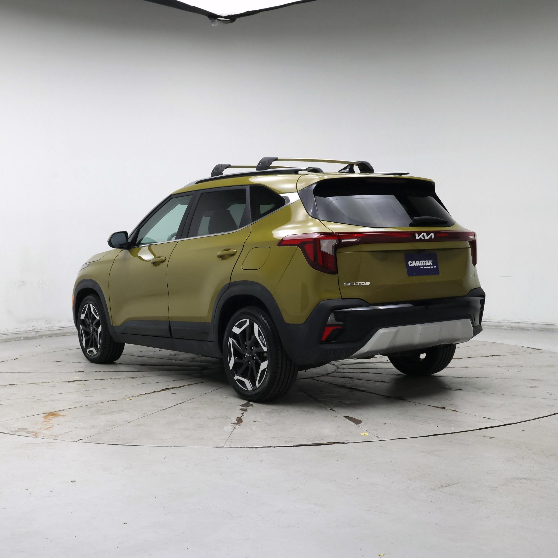 Thumbnail: 2024 Kia Seltos - 2