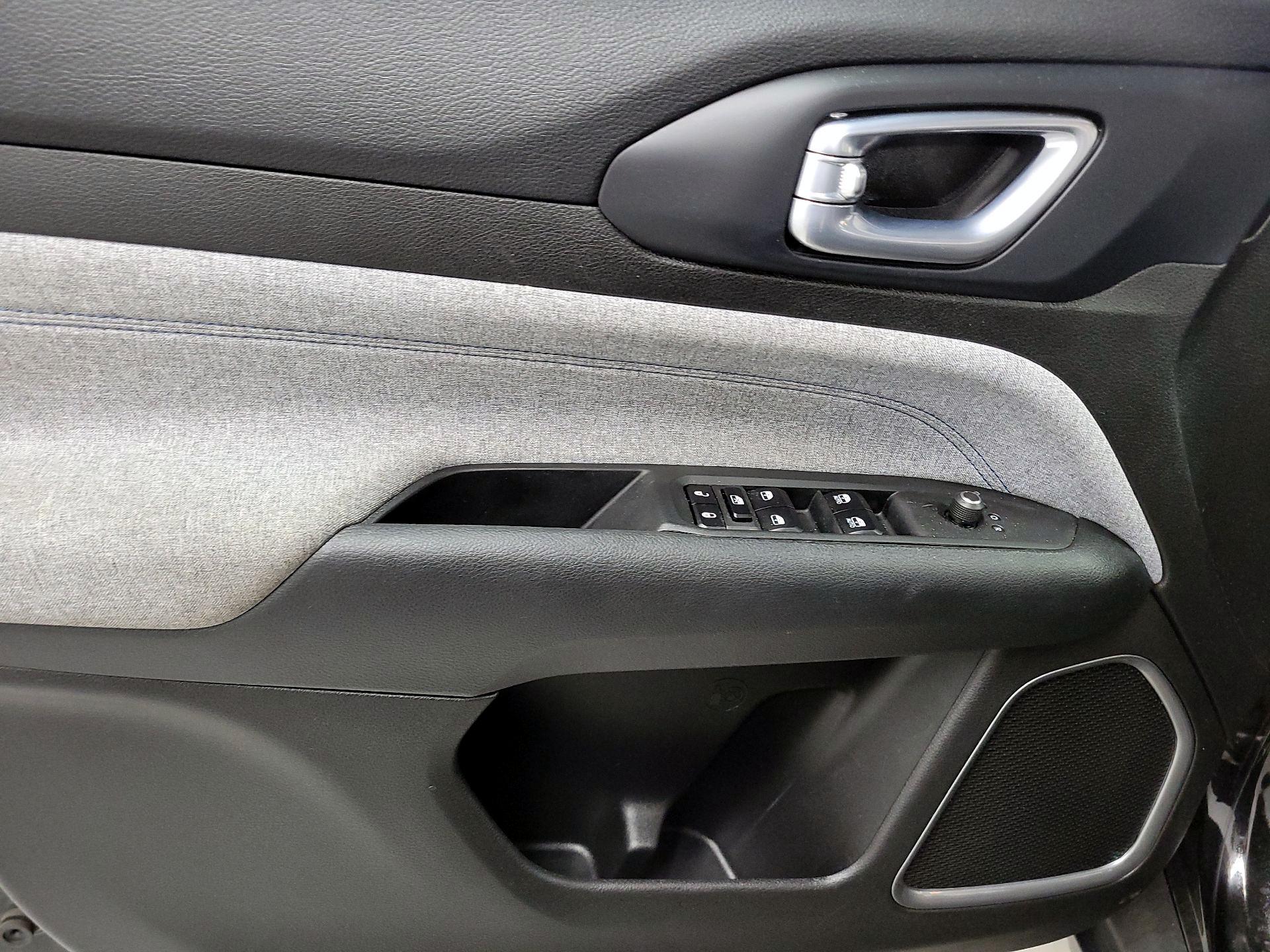 Thumbnail: 2022 Jeep Compass - 10