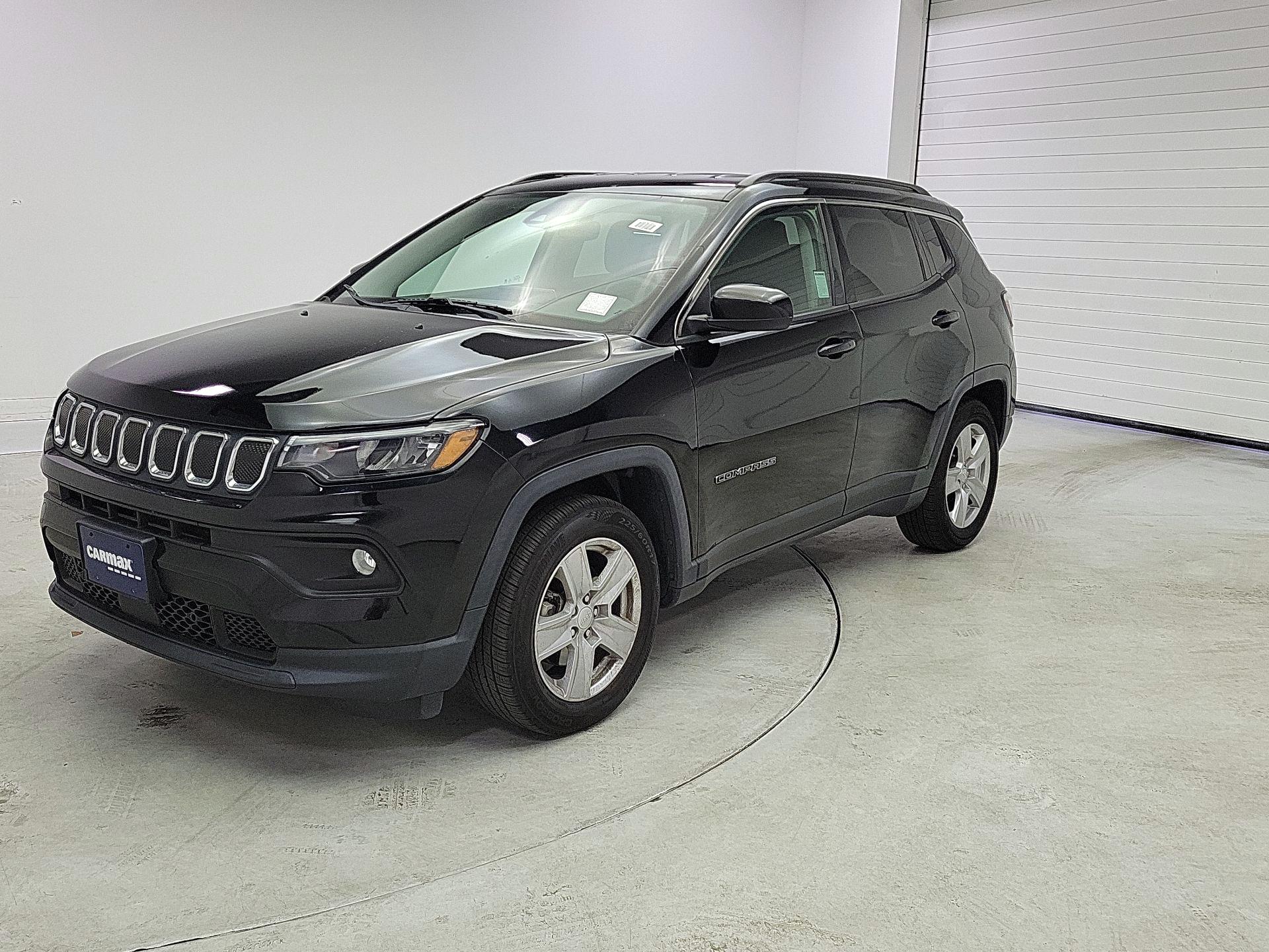 Thumbnail: 2022 Jeep Compass - 3