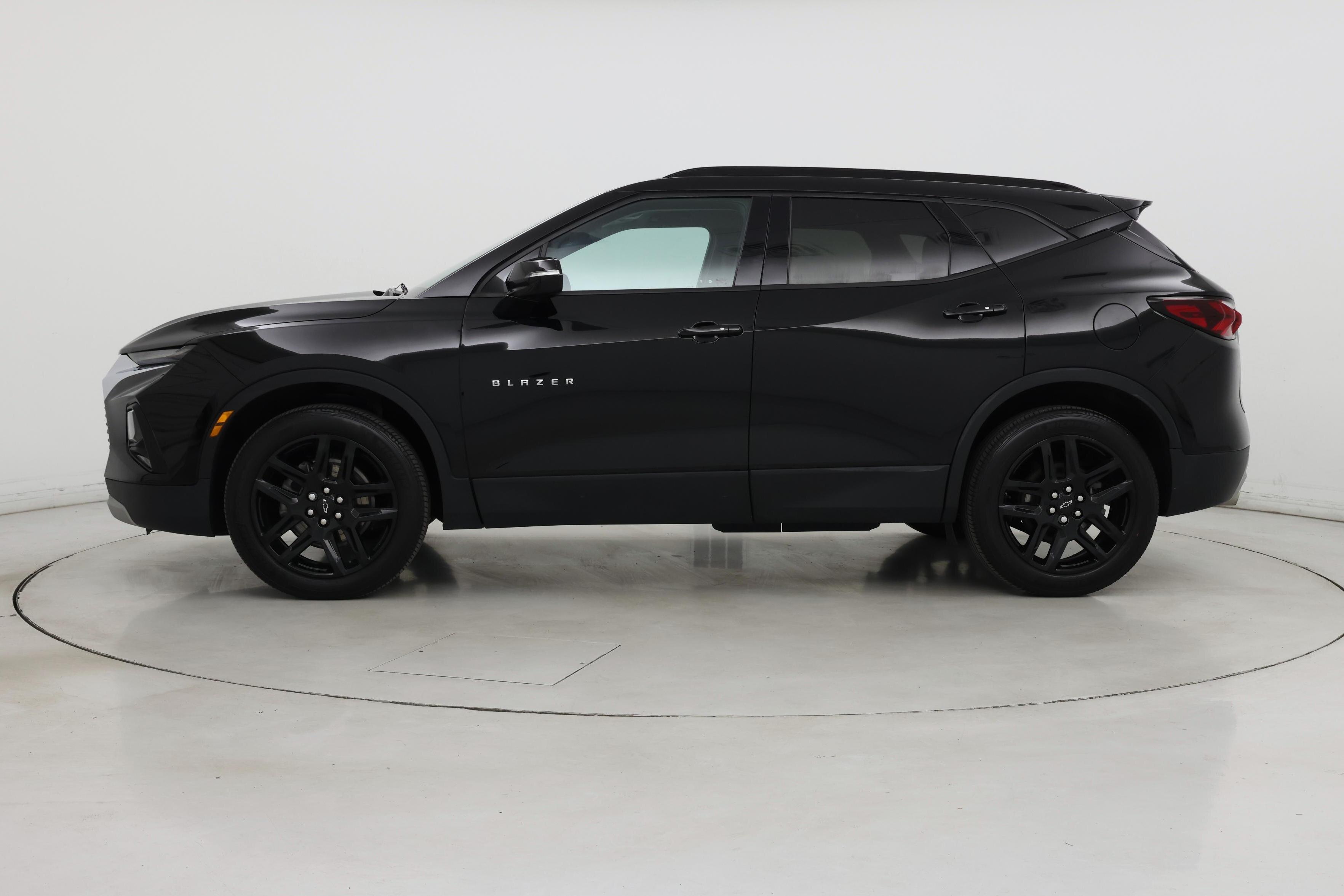 Thumbnail: 2022 Chevrolet Blazer - 3