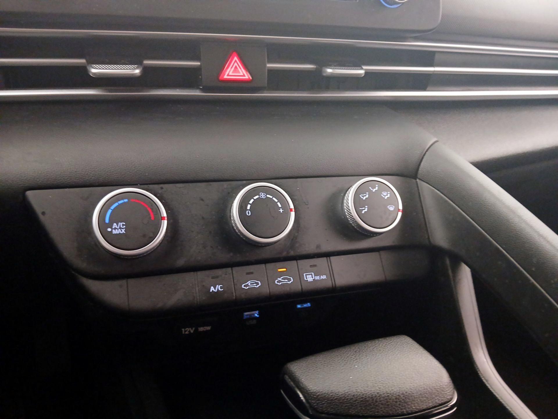 Thumbnail: 2023 Hyundai Elantra - 15