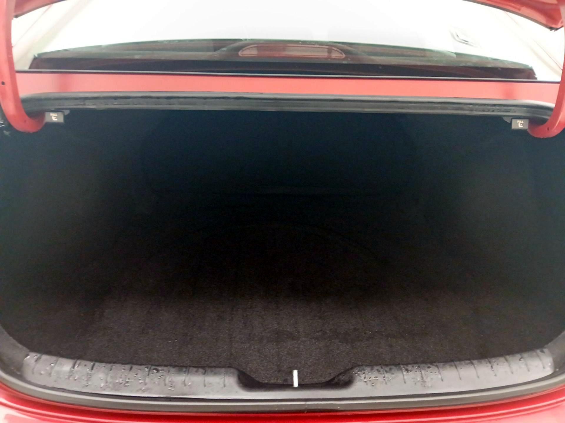 Thumbnail: 2023 Hyundai Elantra - 18