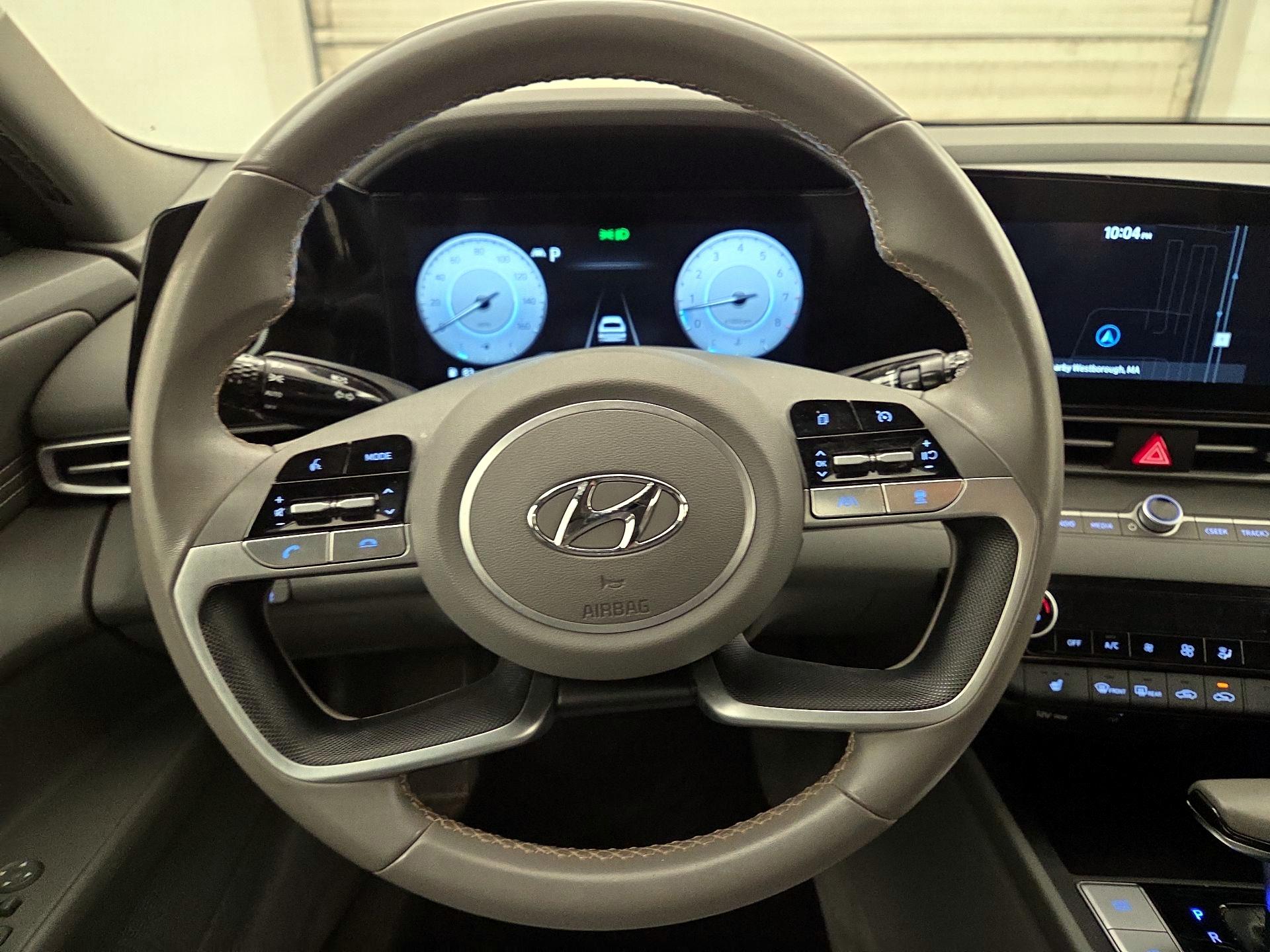 Thumbnail: 2023 Hyundai Elantra - 10