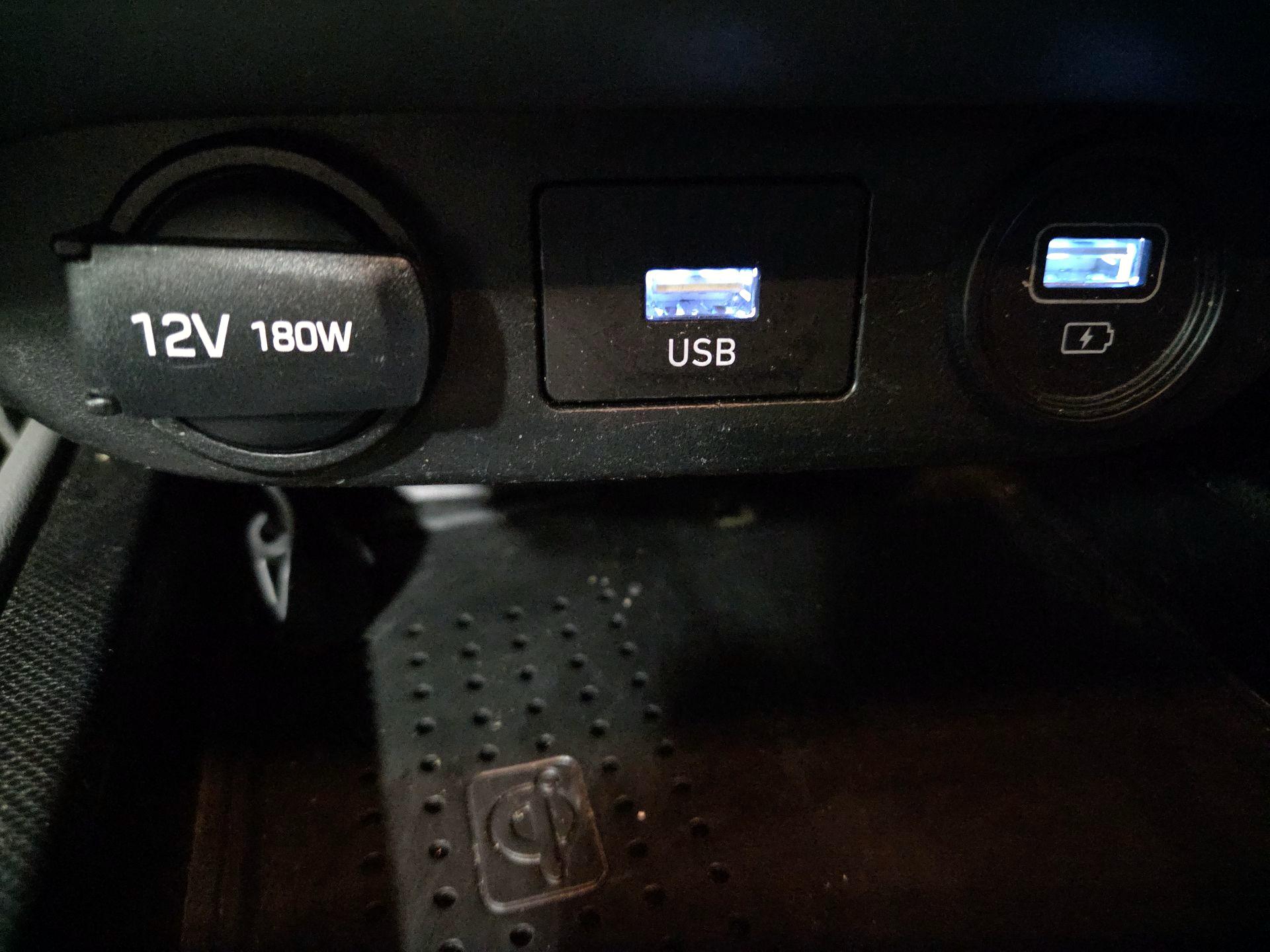 Thumbnail: 2023 Hyundai Elantra - 19