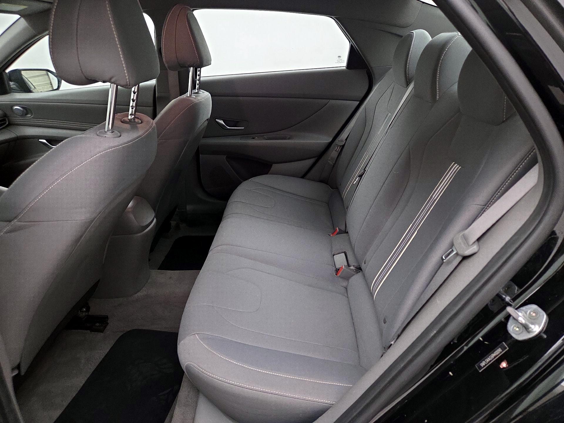 Thumbnail: 2023 Hyundai Elantra - 20