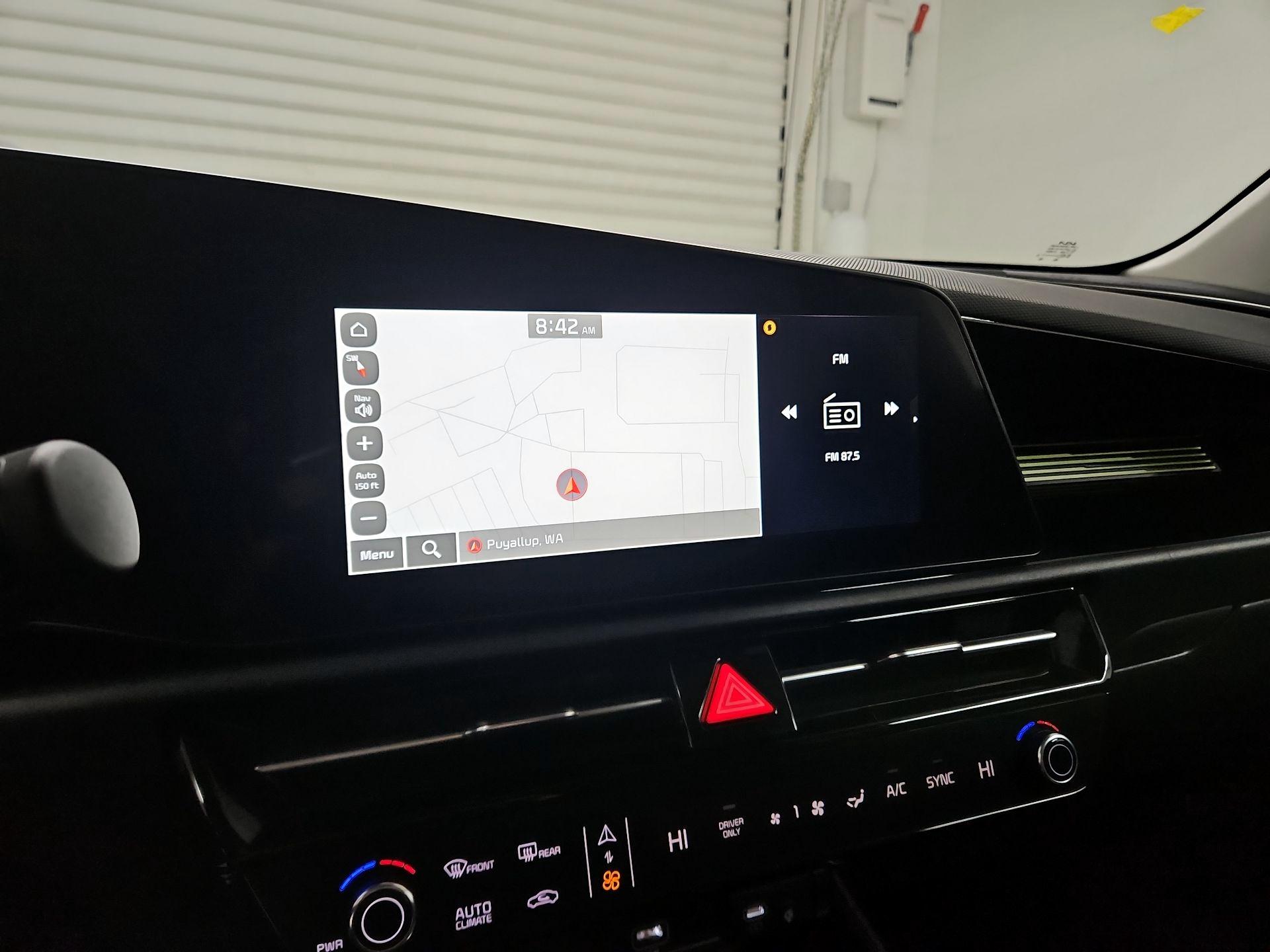 Thumbnail: 2024 Kia Niro - 14