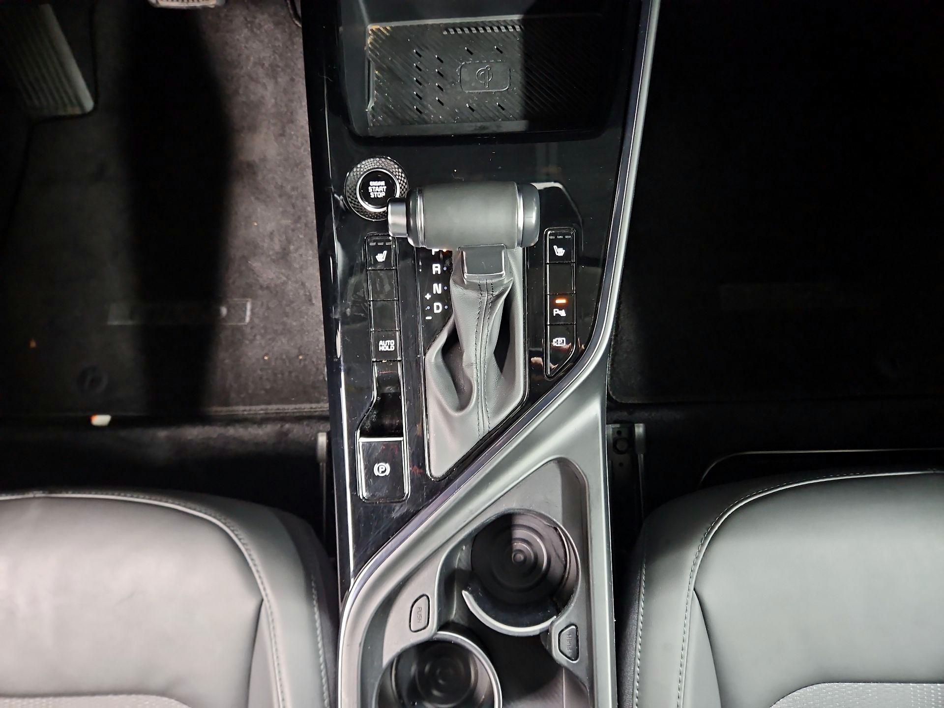 Thumbnail: 2024 Kia Niro - 18