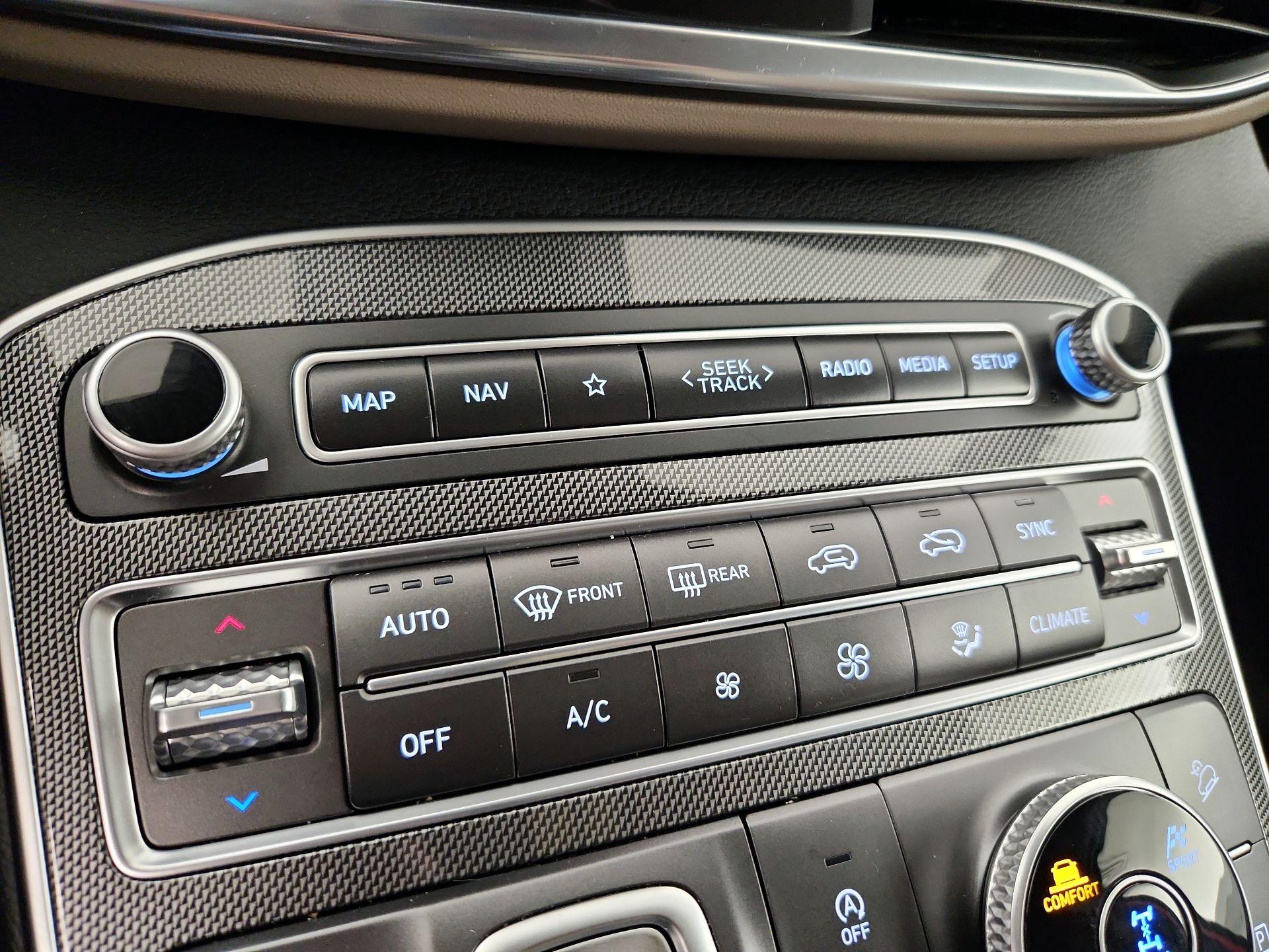 Thumbnail: 2023 Hyundai Santa Fe - 17