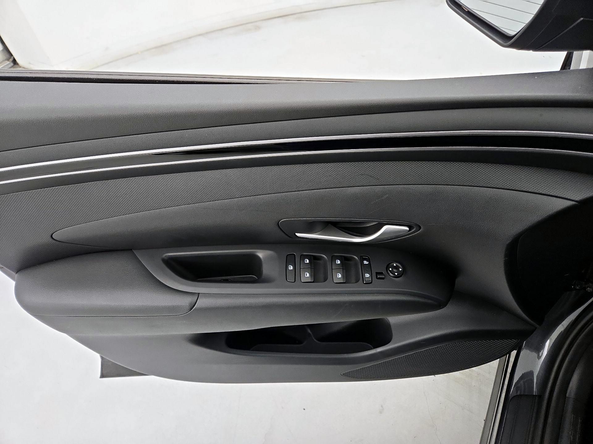 Thumbnail: 2023 Hyundai Tucson - 12