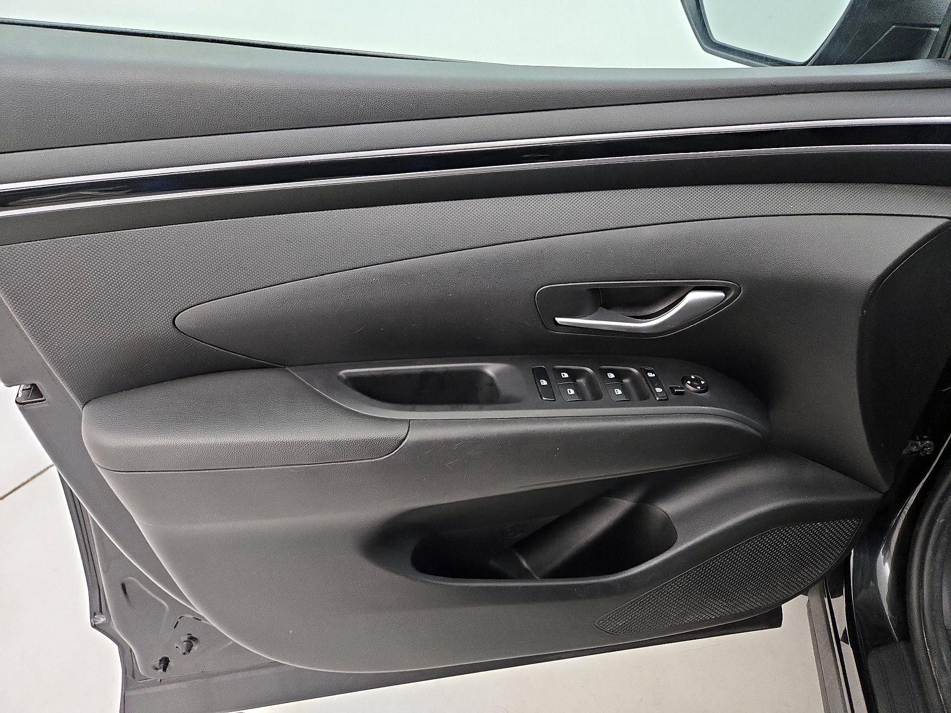 Thumbnail: 2022 Hyundai Tucson - 12