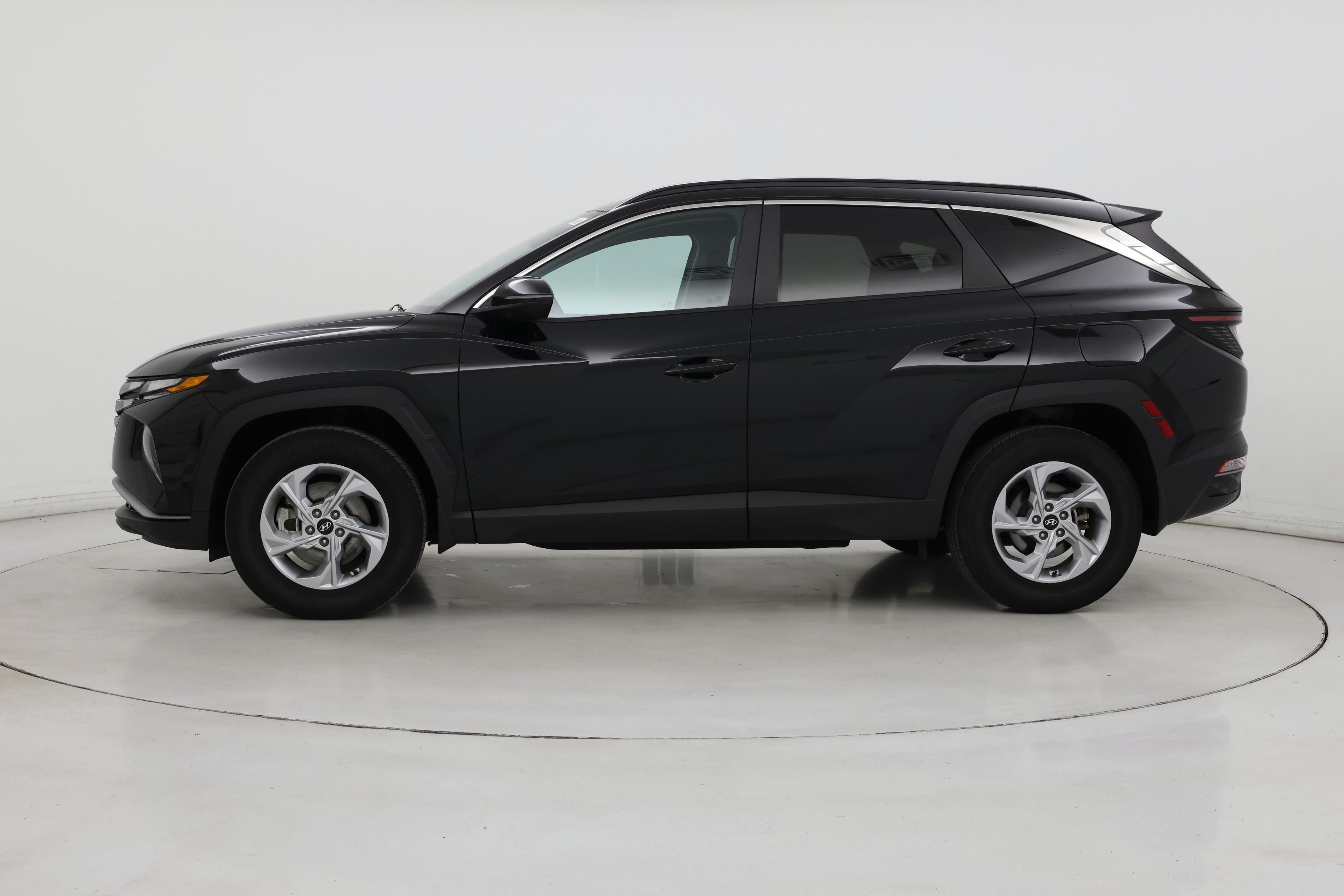 Thumbnail: 2022 Hyundai Tucson - 3