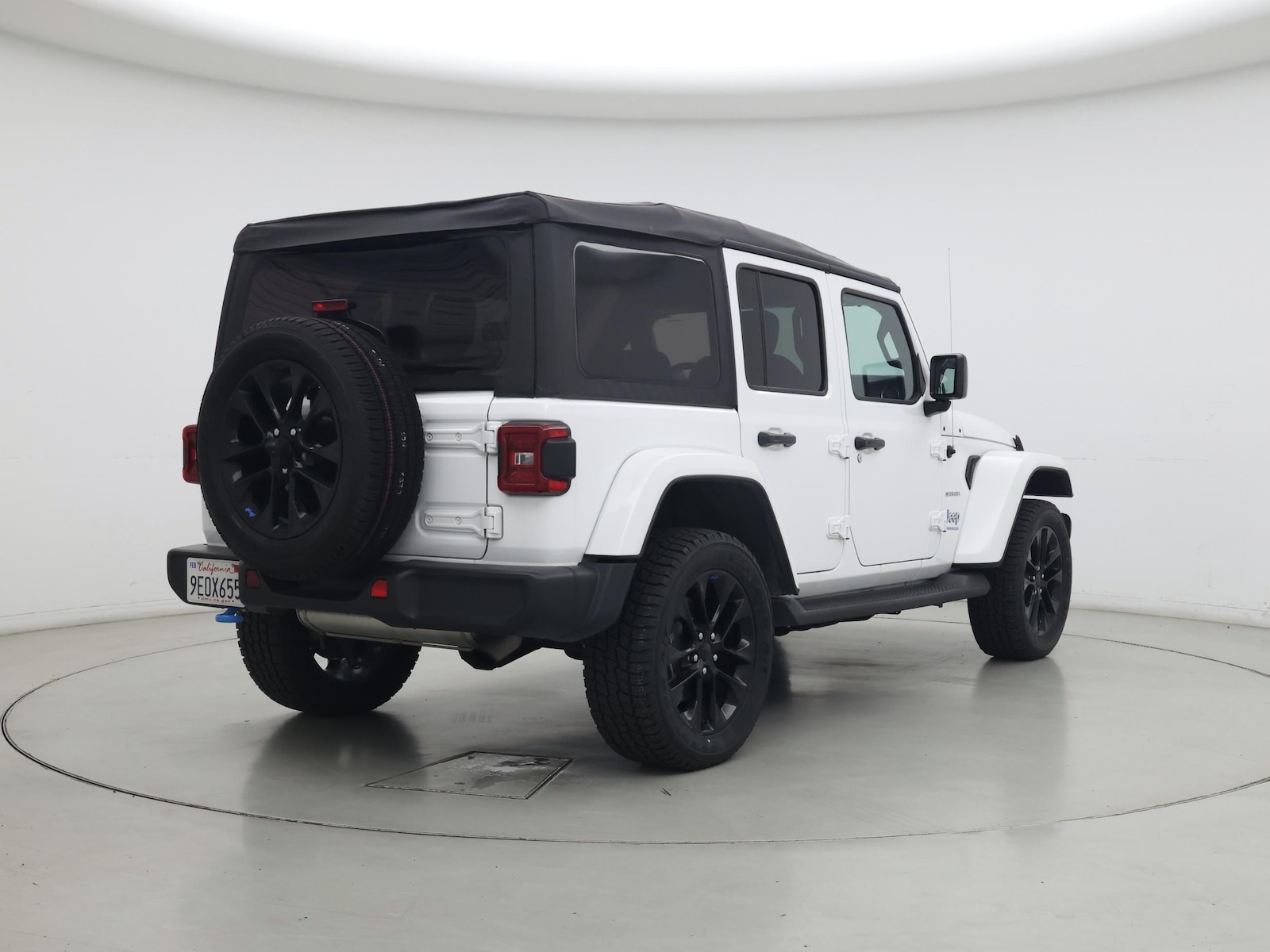 2023 Jeep Wrangler 4xe Sahara 4XE - Photo 9