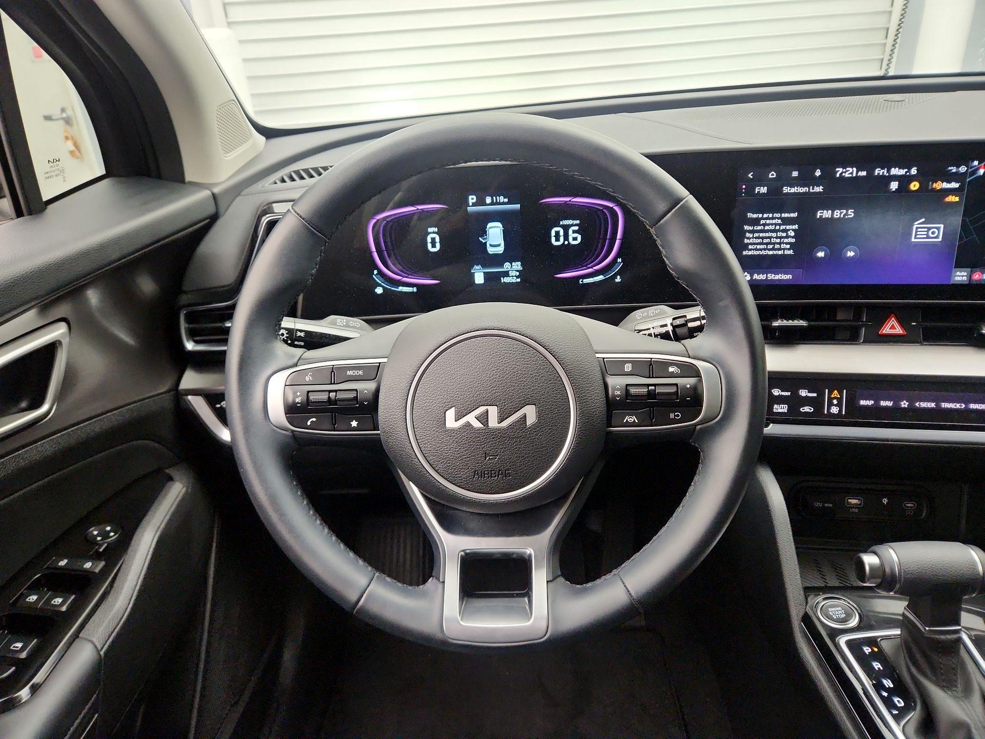 Thumbnail: 2025 Kia Sportage - 10