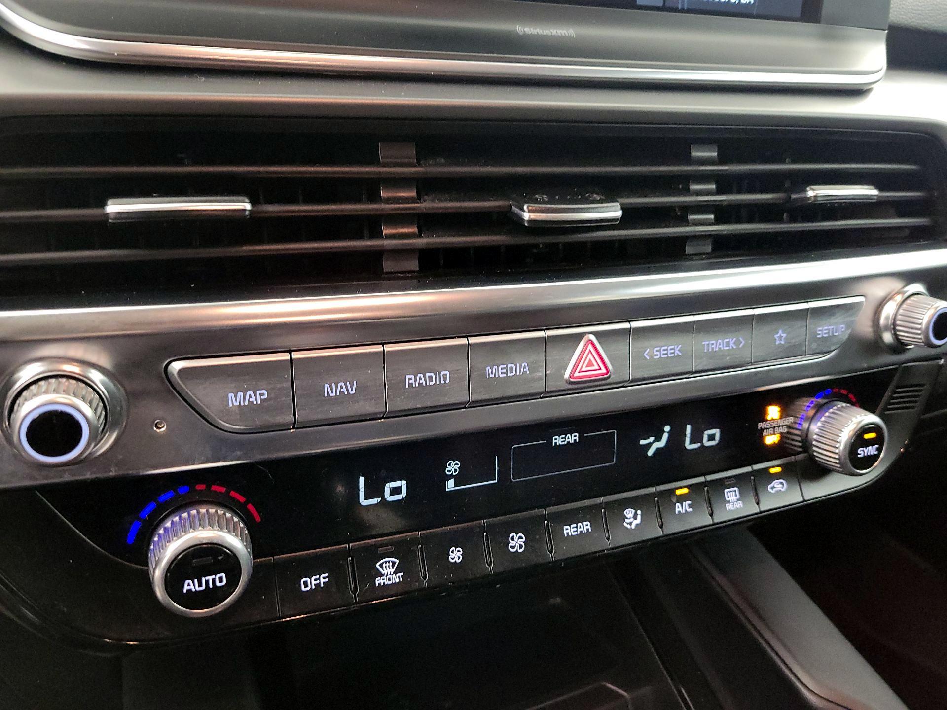 Thumbnail: 2022 Kia Telluride - 17