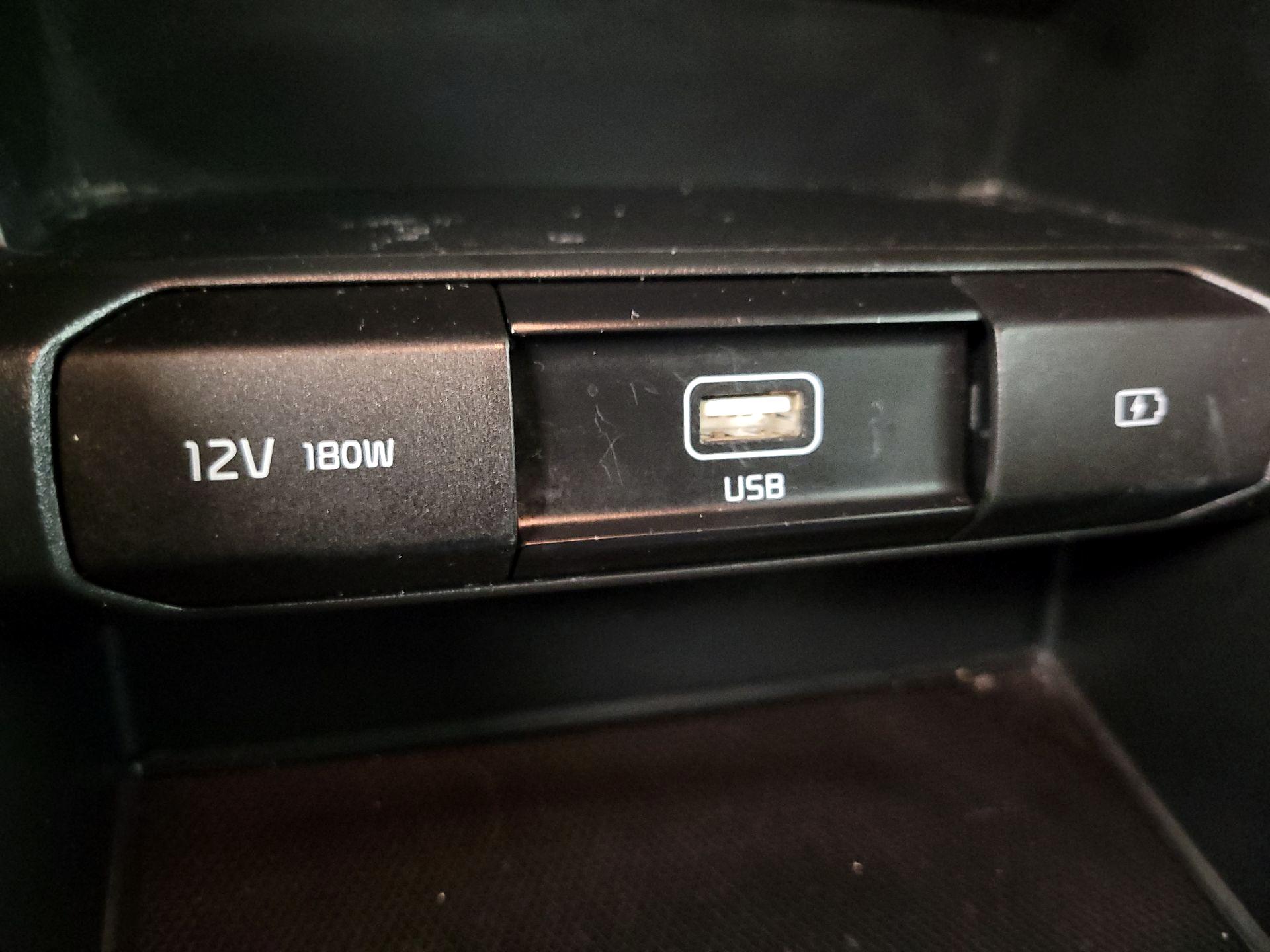 Thumbnail: 2022 Kia Telluride - 19