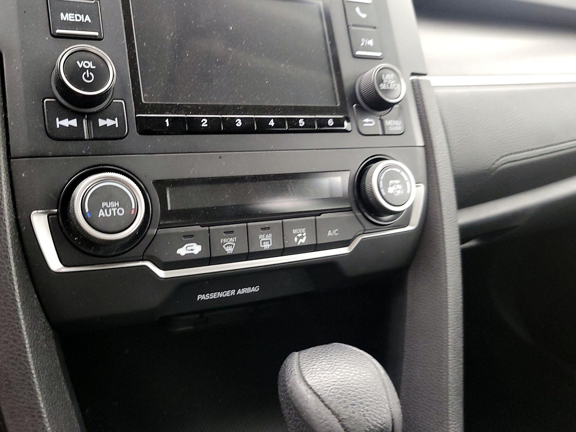 Thumbnail: 2018 Honda Civic - 16