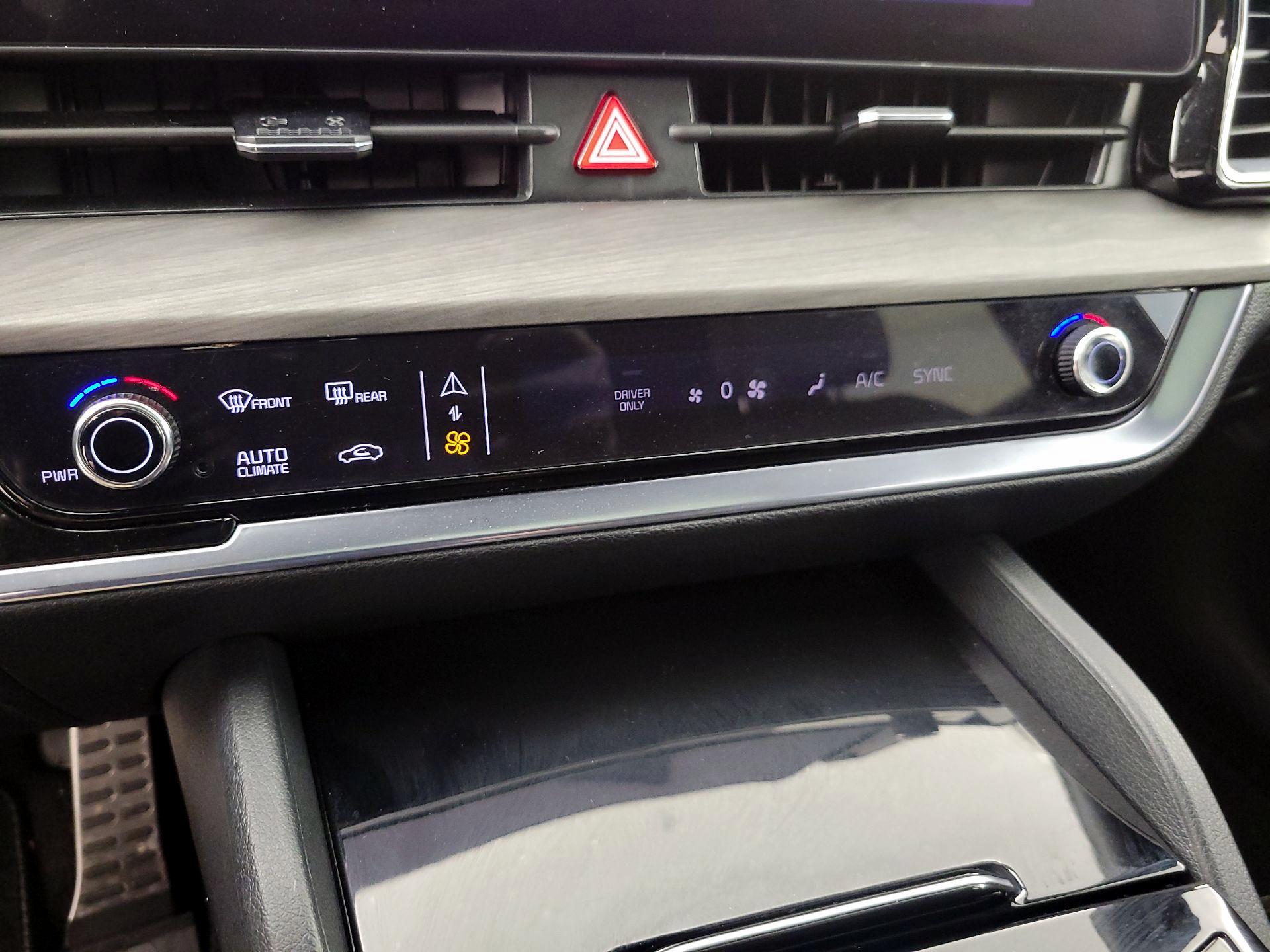 Thumbnail: 2024 Kia Sportage - 17