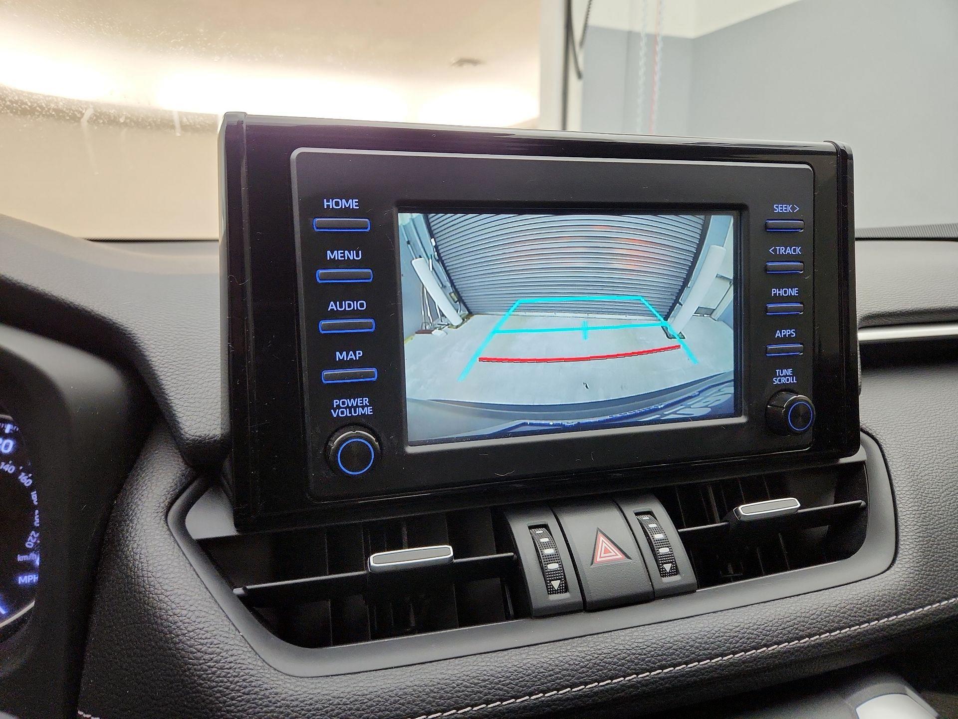 Thumbnail: 2019 Toyota RAV4 - 14