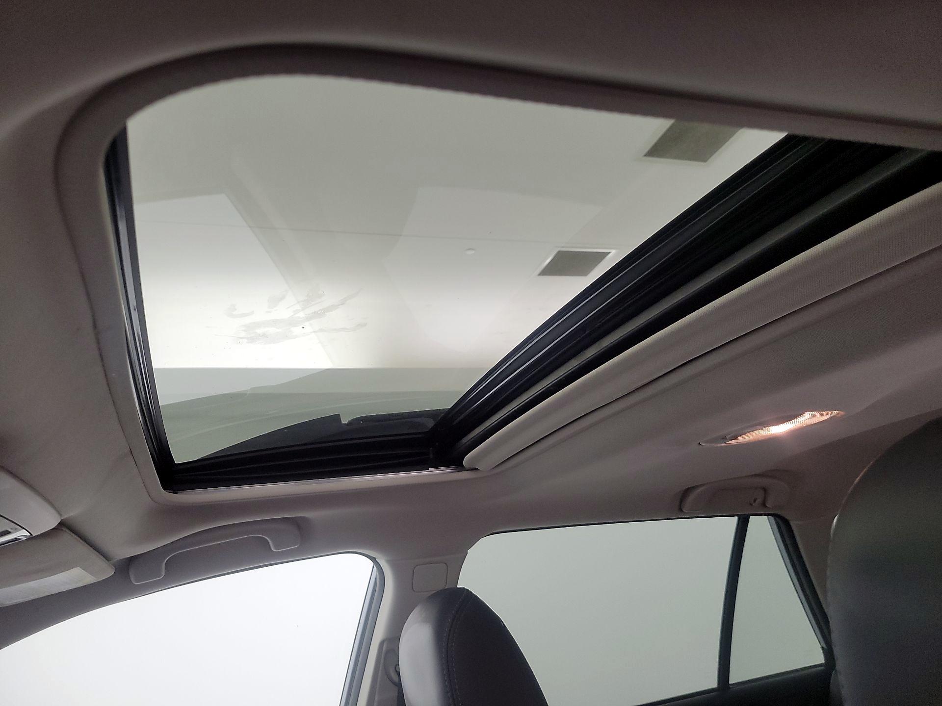 Thumbnail: 2017 Subaru Outback - 20