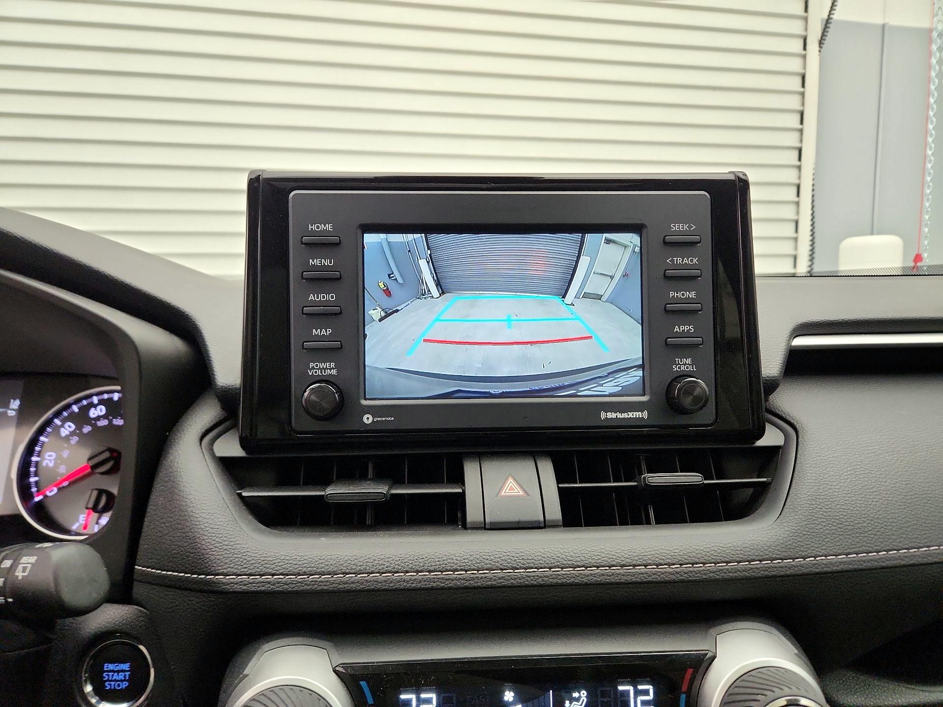 Thumbnail: 2021 Toyota RAV4 - 14