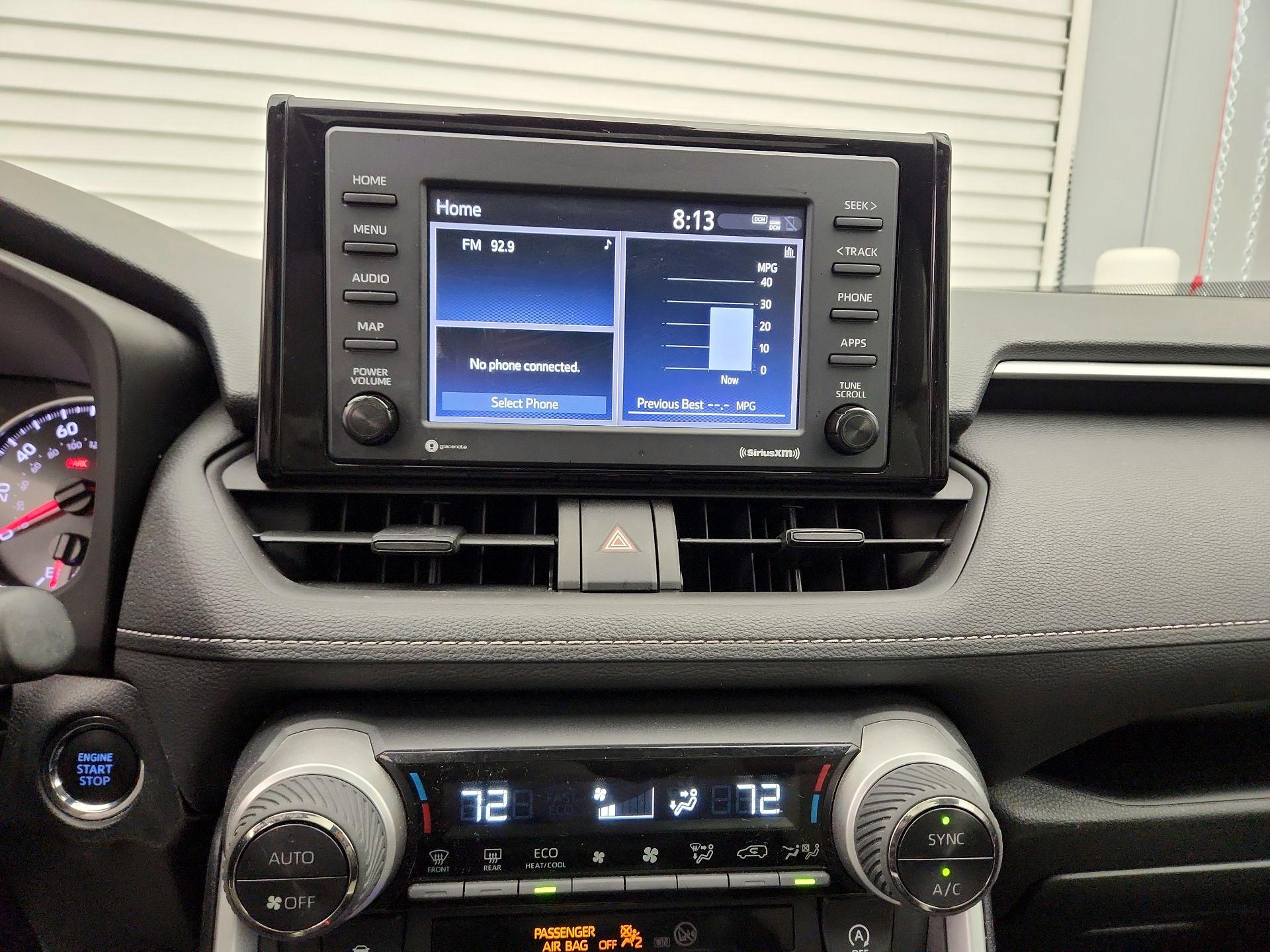 Thumbnail: 2021 Toyota RAV4 - 15