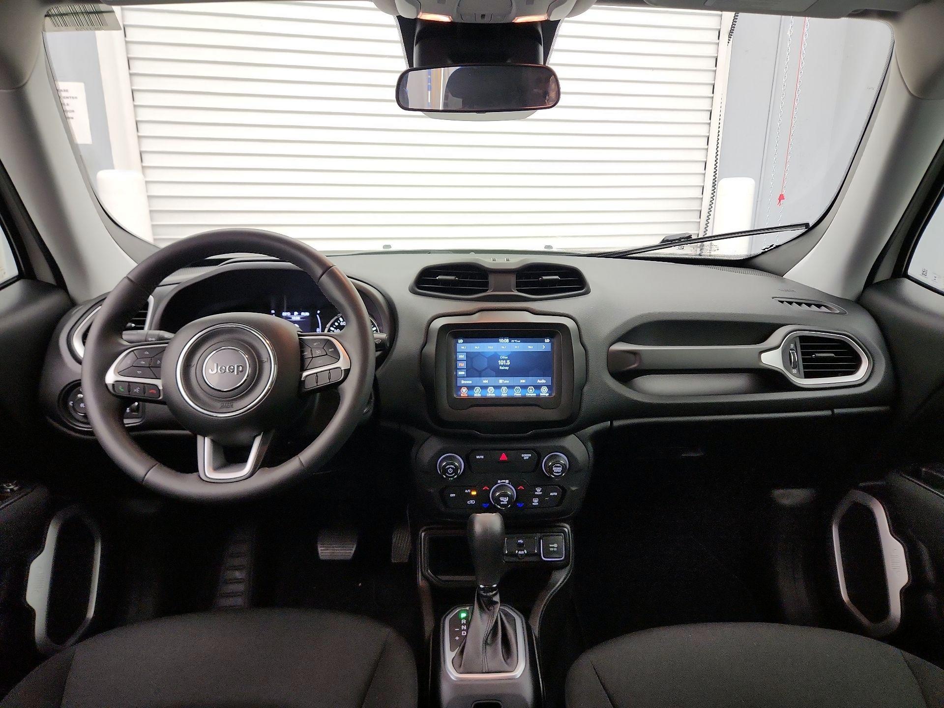 Thumbnail: 2020 Jeep Renegade - 9