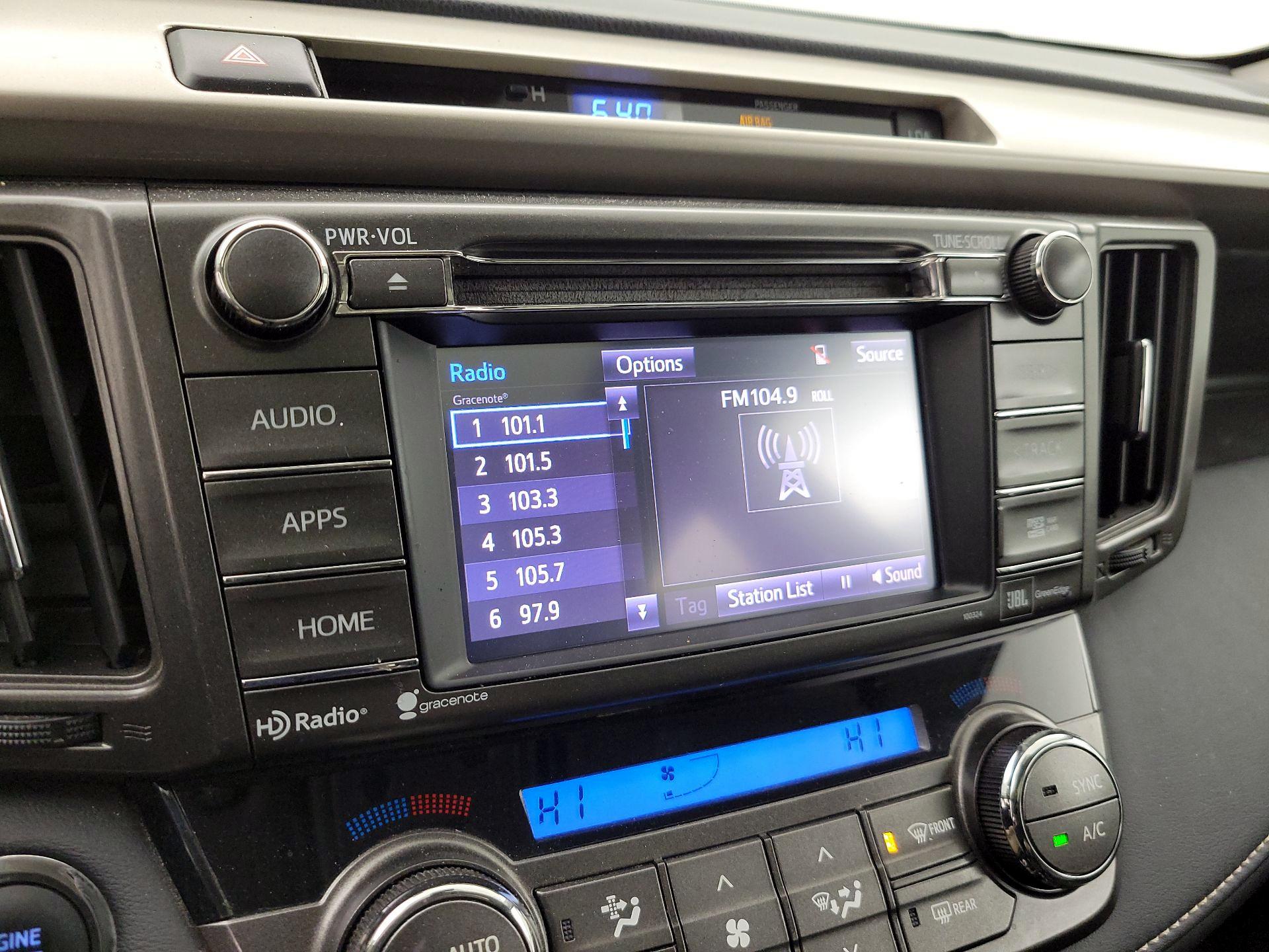 Thumbnail: 2014 Toyota RAV4 - 15