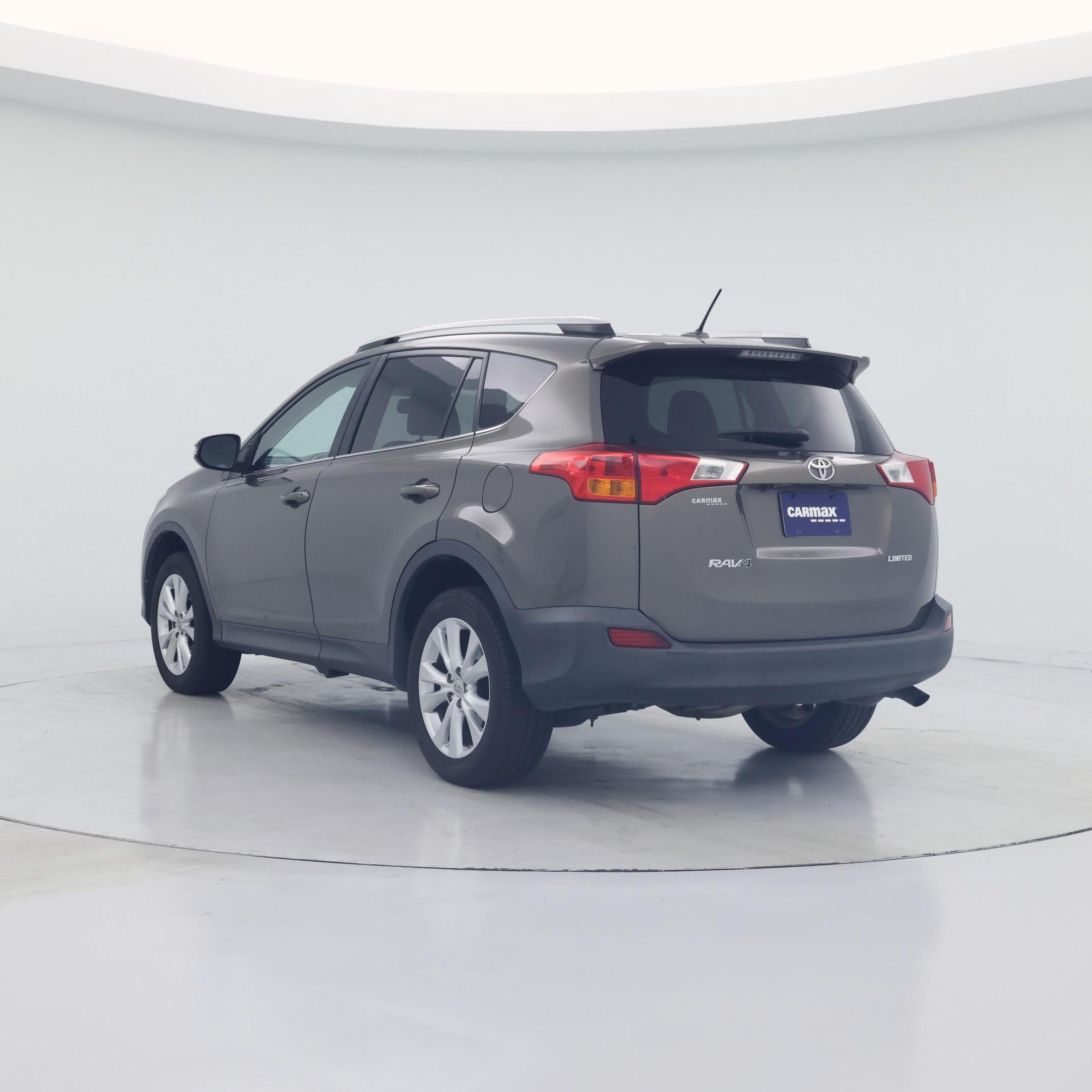 Thumbnail: 2014 Toyota RAV4 - 2