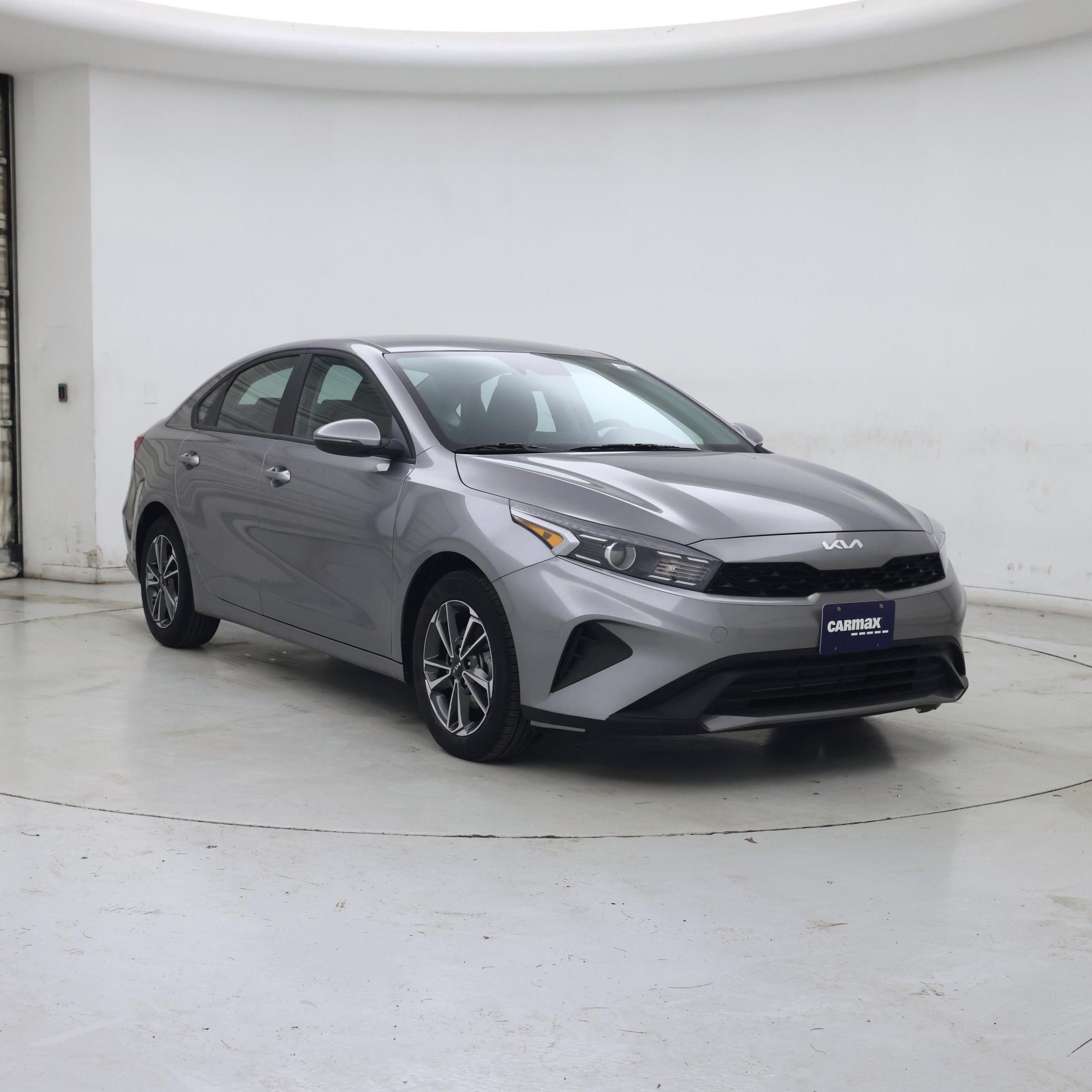  2023 Kia Forte LXS FWD   