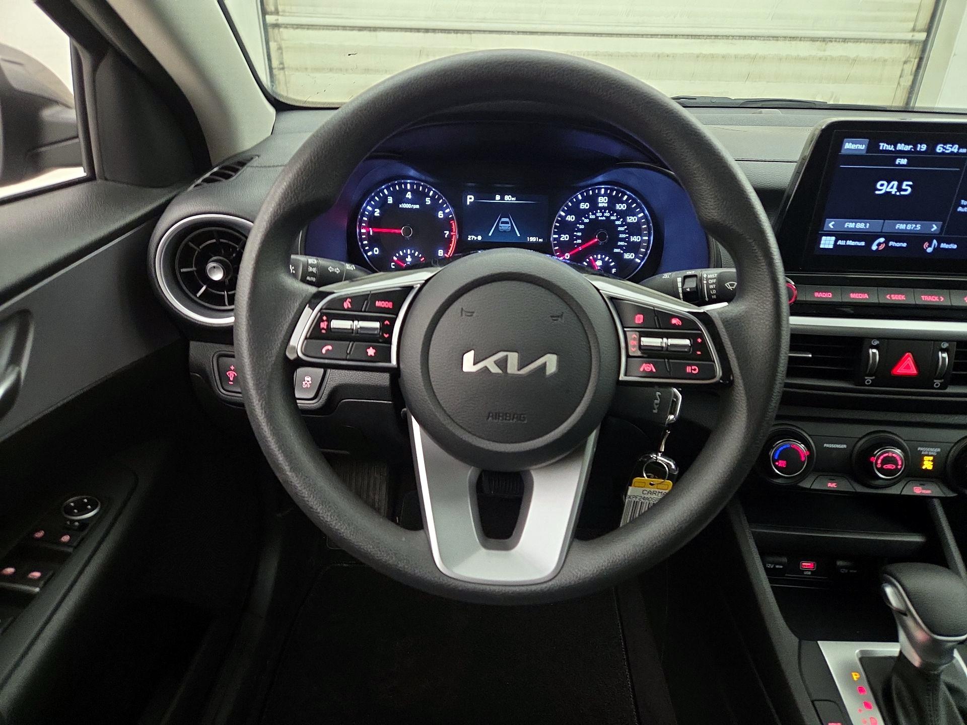 Thumbnail: 2023 Kia Forte - 10