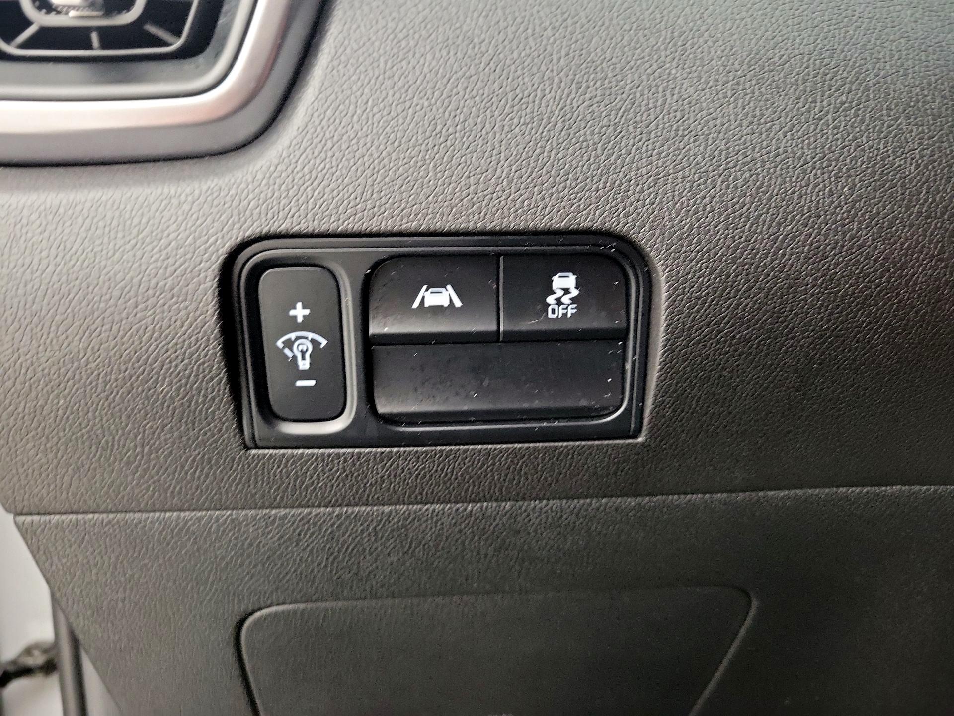 Thumbnail: 2023 Kia Sorento - 13