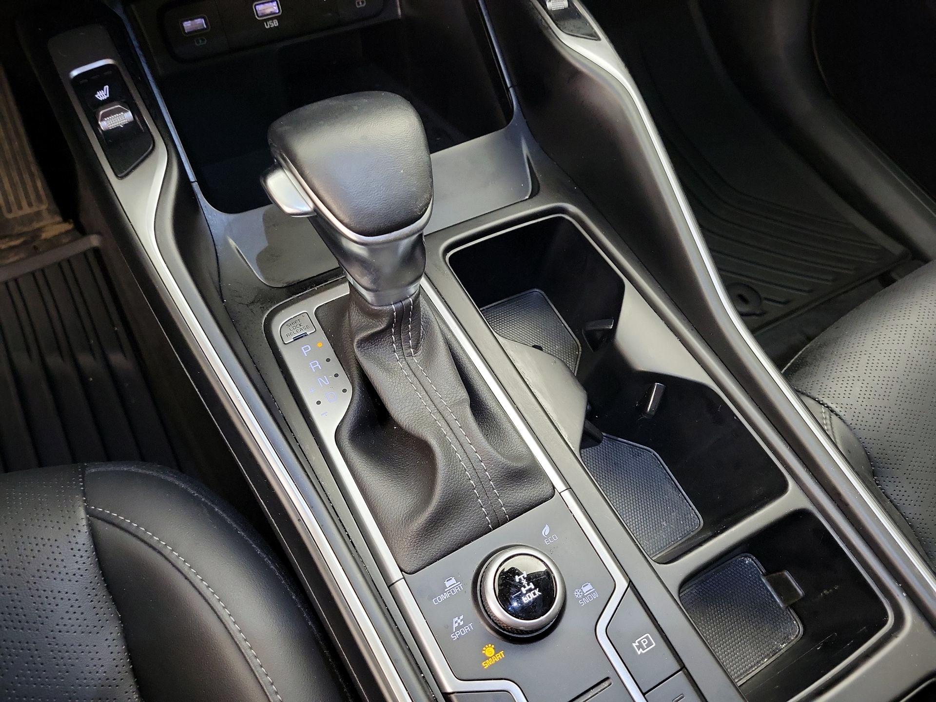 Thumbnail: 2023 Kia Sorento - 17