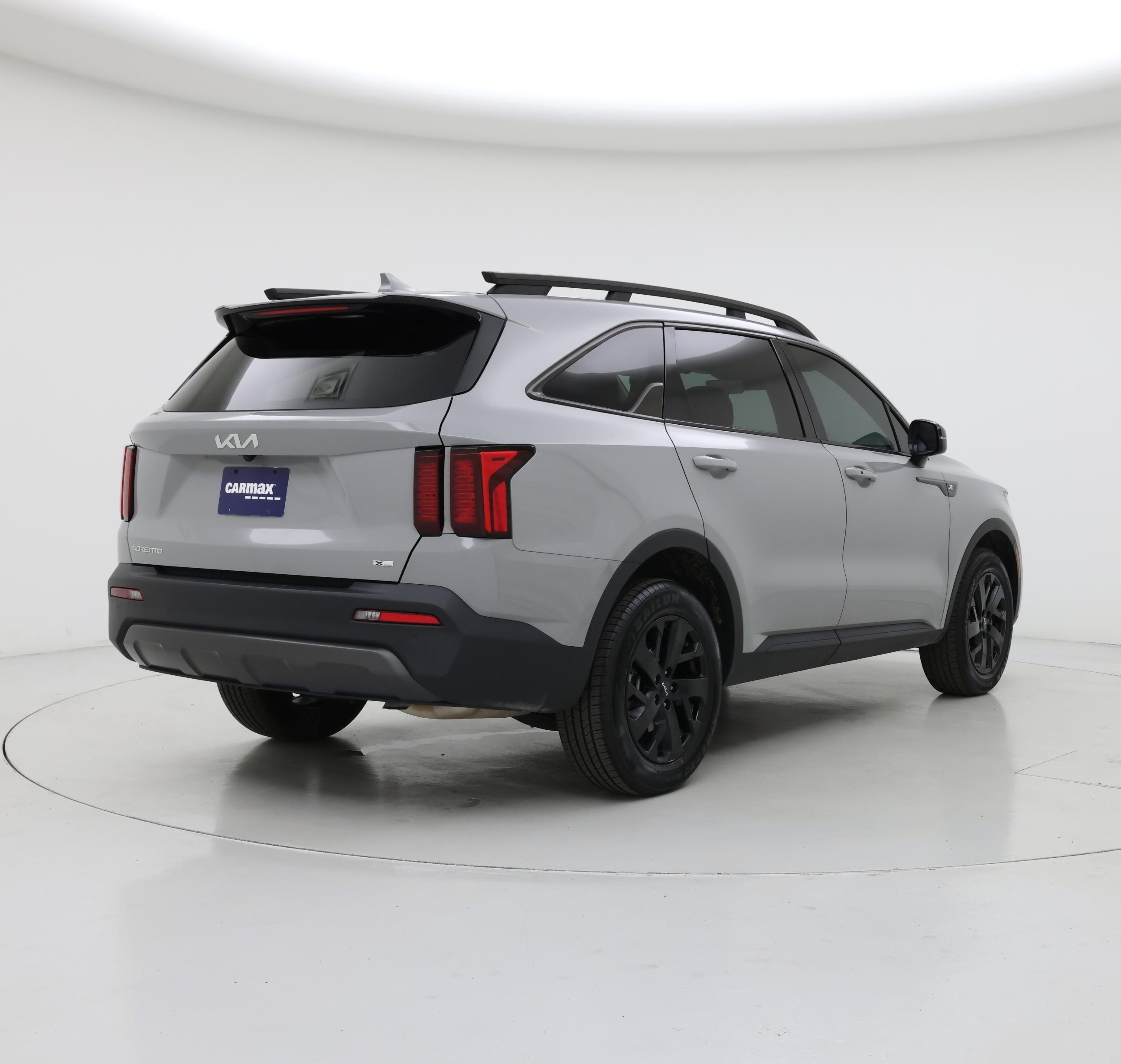 Thumbnail: 2023 Kia Sorento - 8