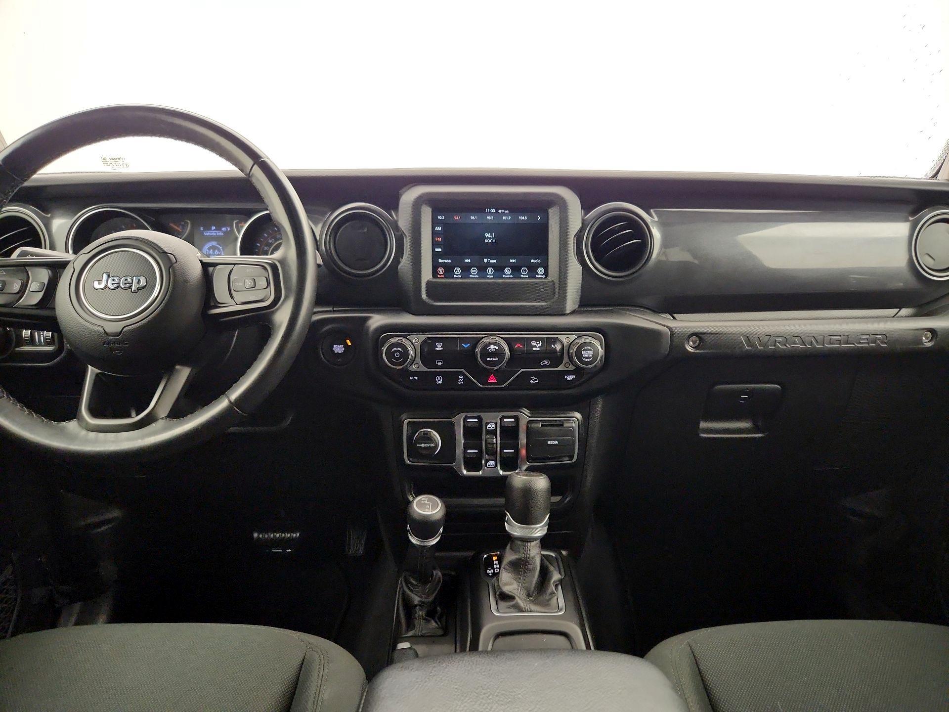 Thumbnail: 2022 Jeep Wrangler - 9