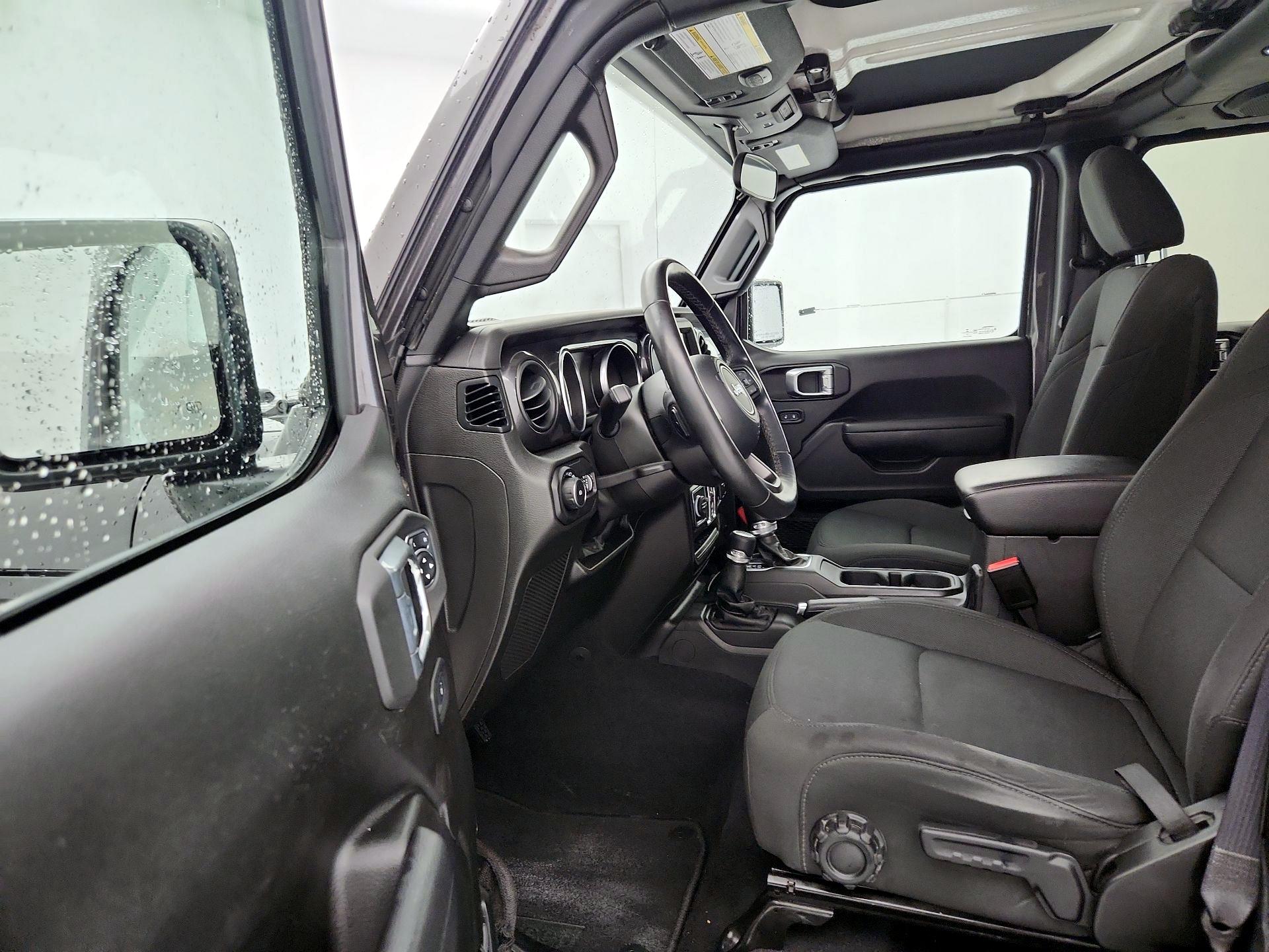 Thumbnail: 2022 Jeep Wrangler - 11