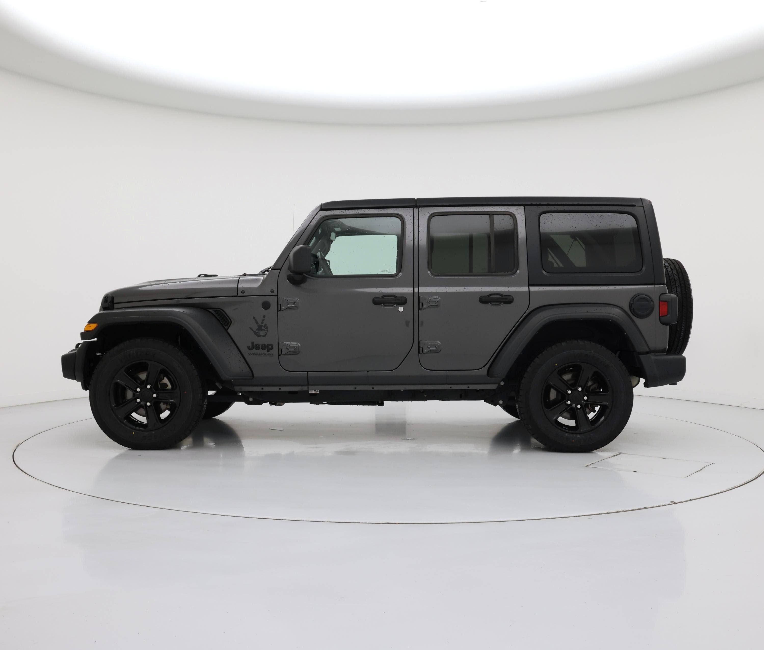 Thumbnail: 2022 Jeep Wrangler - 3